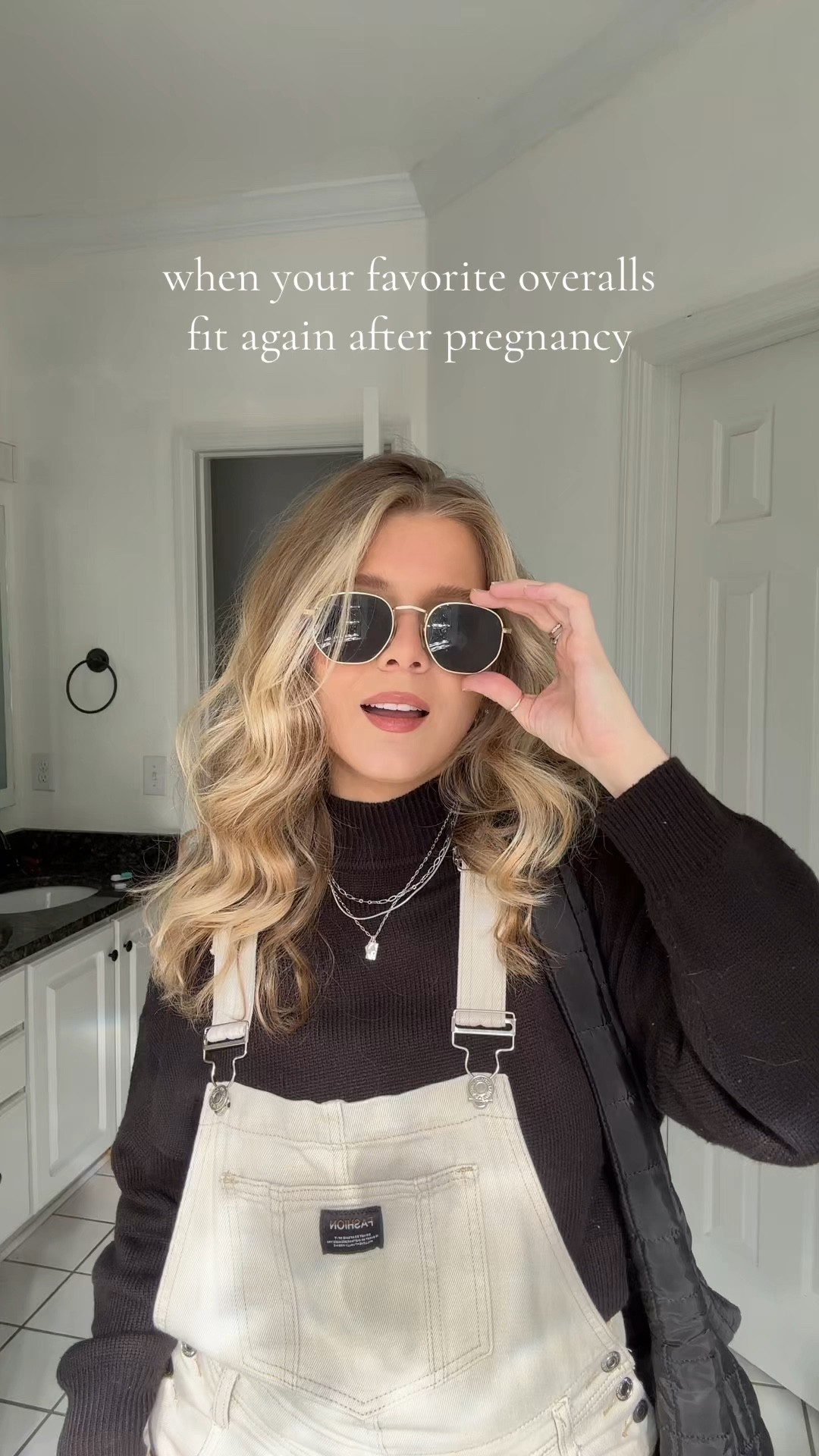 Postpartum outfit //overalls outfit 