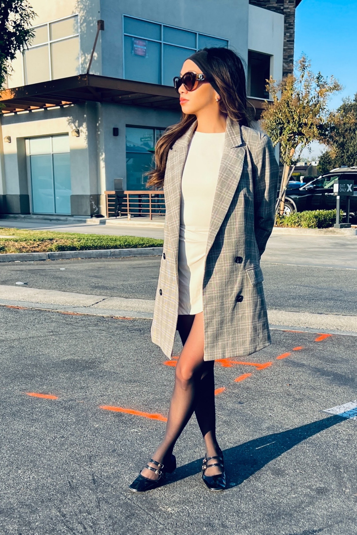 Women’s Fall Outfit 


fall fashion trends, old money aesthetic, women's fall outfits, plaid blazer outfit, business casual fall, fall outfit inspiration, creme dress style, Chanel butterfly glasses, Sezane Mary Janes, sheer pantyhose look, fabric headband style, double-breasted blazer, fall fashion ideas, elegant fall fashion, timeless fall style


#LTKWorkwear #LTKShoeCrush #LTKSeasonal