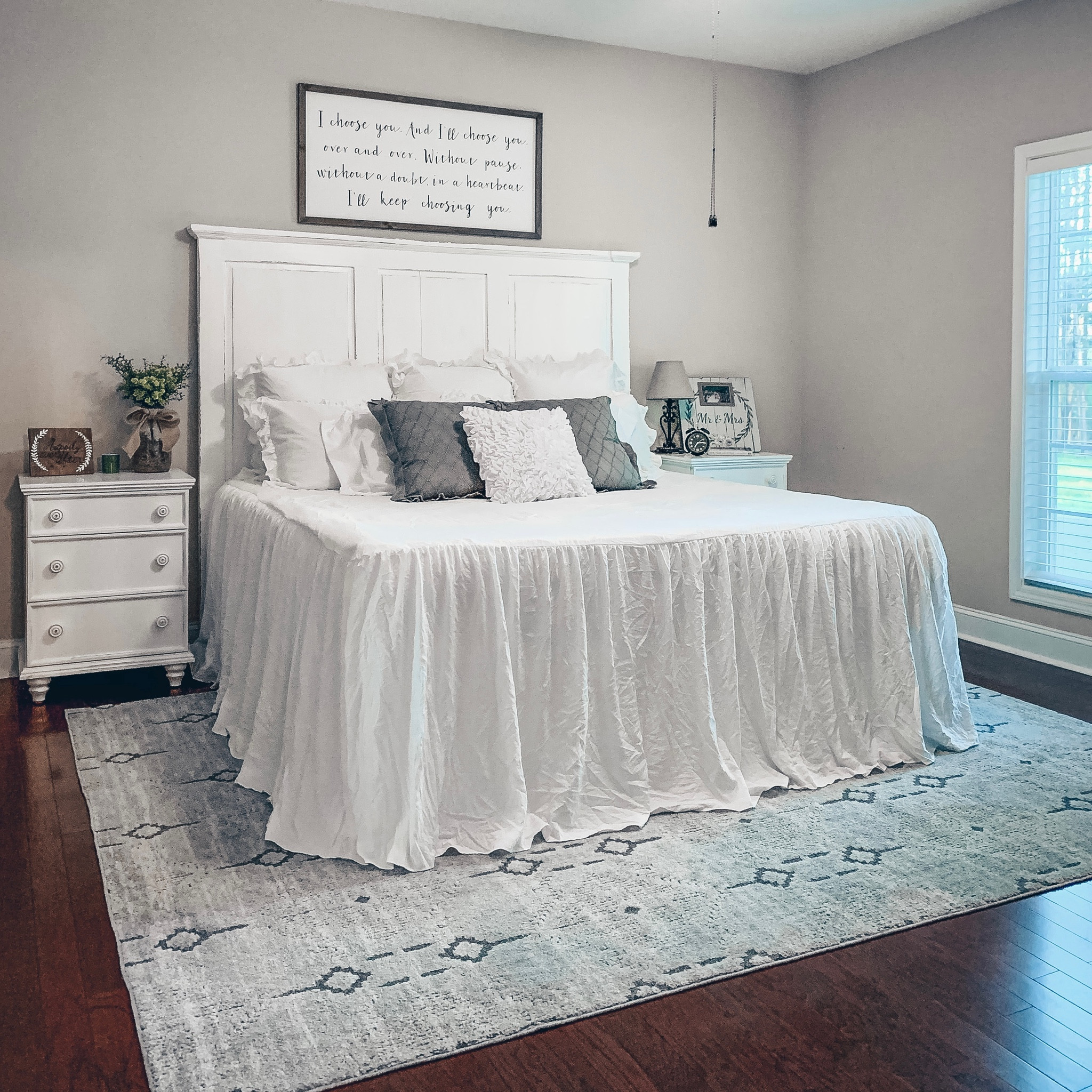 Farmhouse bedroom | farmhouse bedding | bedspread | Amazon bedding | modern farmhouse decor | target | furniture 

#LTKSeasonal #LTKstyletip #LTKhome