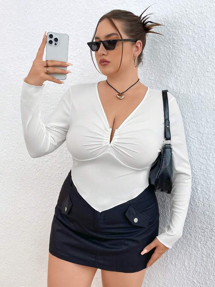 SHEIN ICON Grote maten T-shirts Met Geplooide Ontwerp | SHEIN