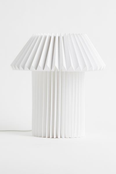 Pleated paper table lamp | H&M (UK, MY, IN, SG, PH, TW, HK)