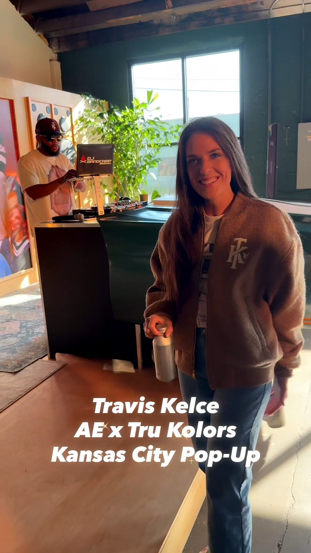Travis Kelce AE x Tru Kolors  Kansas City Pop-Up

Such a fun morning in Kansas City checking out Travis Kelce’s new line at American Eagle! 

#LTKParties #LTKSeasonal #LTKStyleTip