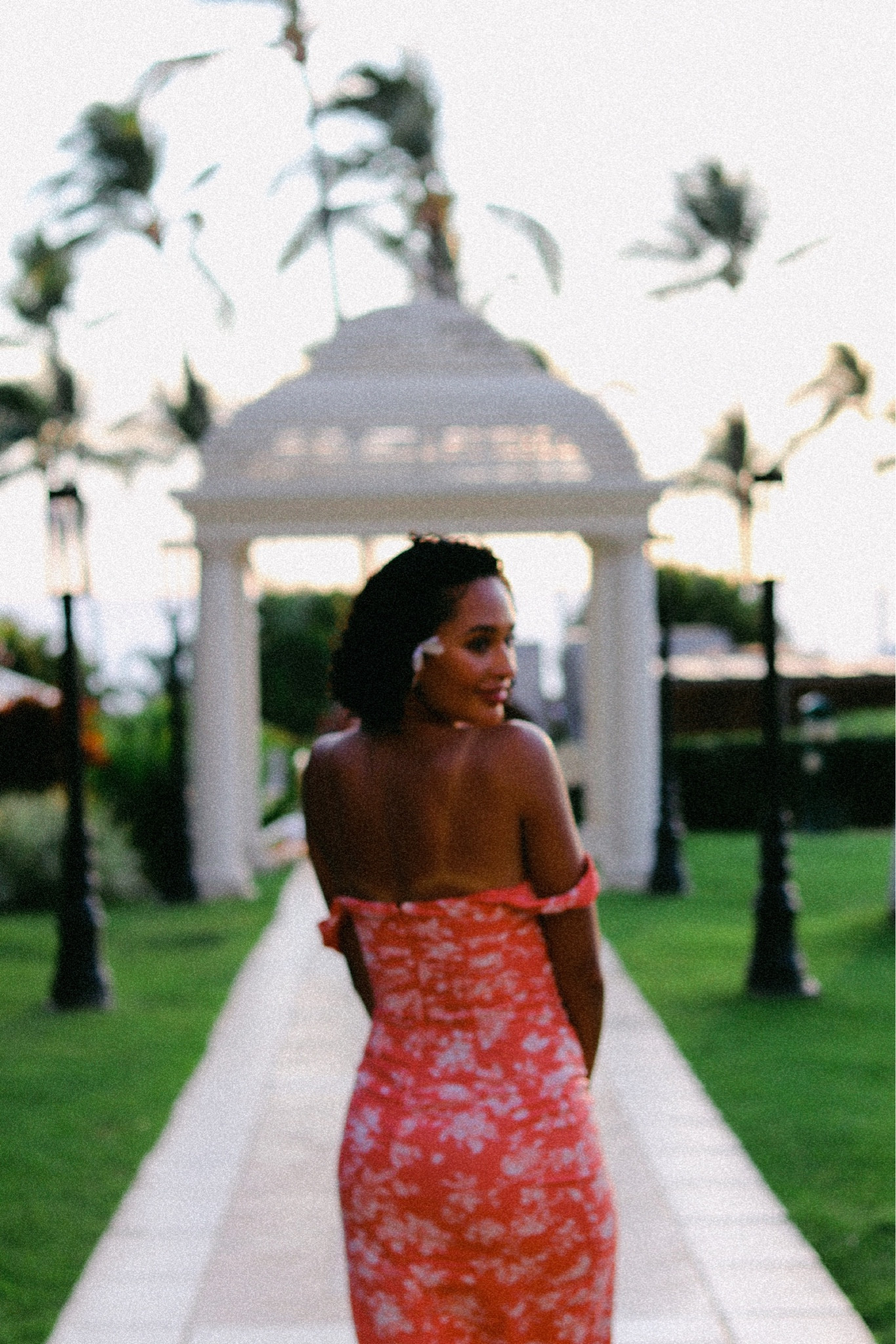 perfect off the shoulder midi dress 🌺

#LTKSeasonal #LTKfit #LTKtravel
