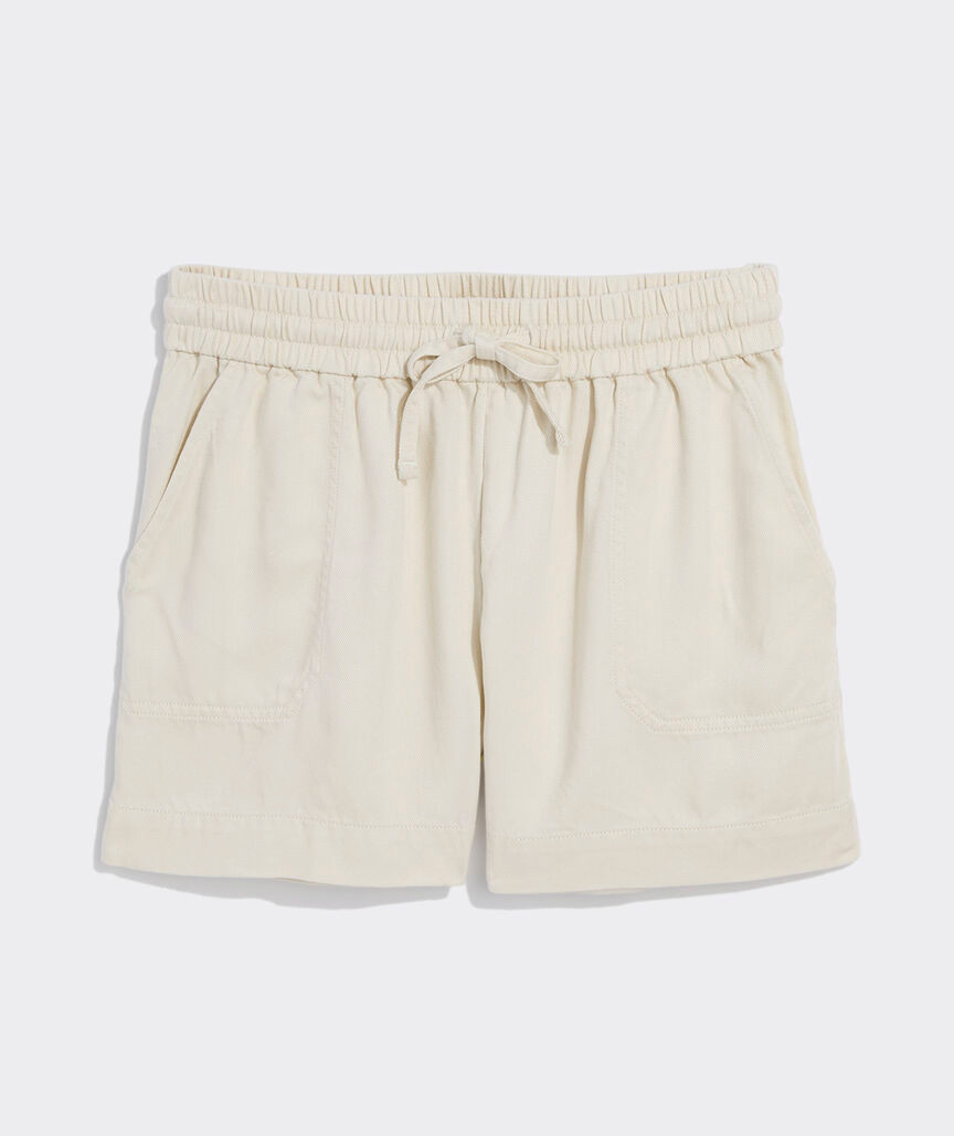 The perfect throw-on-and-go shorts for summer. ☀️

Lightweight, comfortable, and easy to pair with everything from tanks to oversized tees. These are the kind of basics you'll reach for on repeat.

#LTKStyle #SummerStyle #CasualOutfits #WardrobeStaples #EverydayStyle
 

 