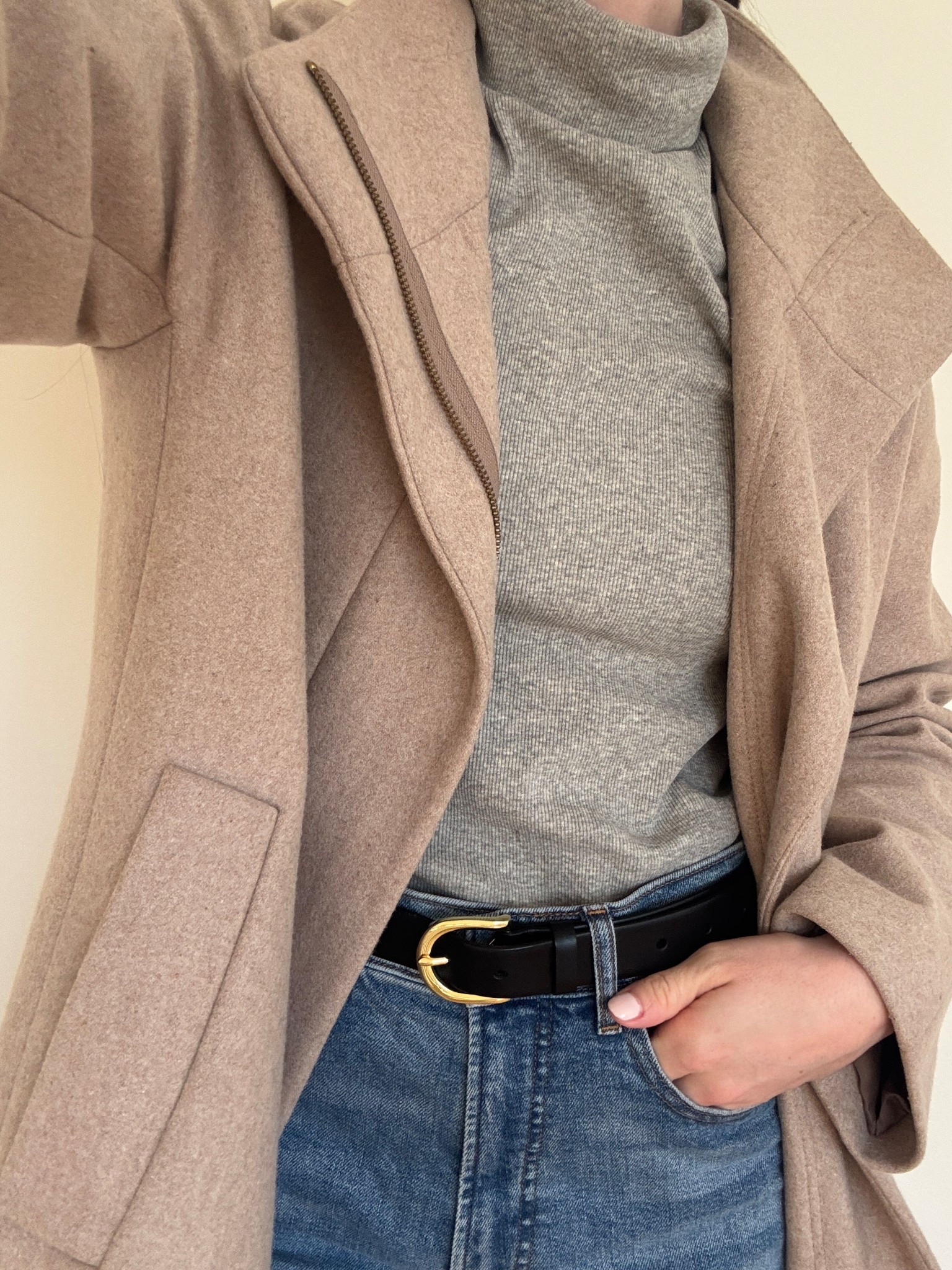 Outfit of the day 🤍 I have been reaching for this organic cotton turtleneck from @onequince - it’s so soft and comfortable. I have it in a size medium 



#LTKgrwm #LTKootd