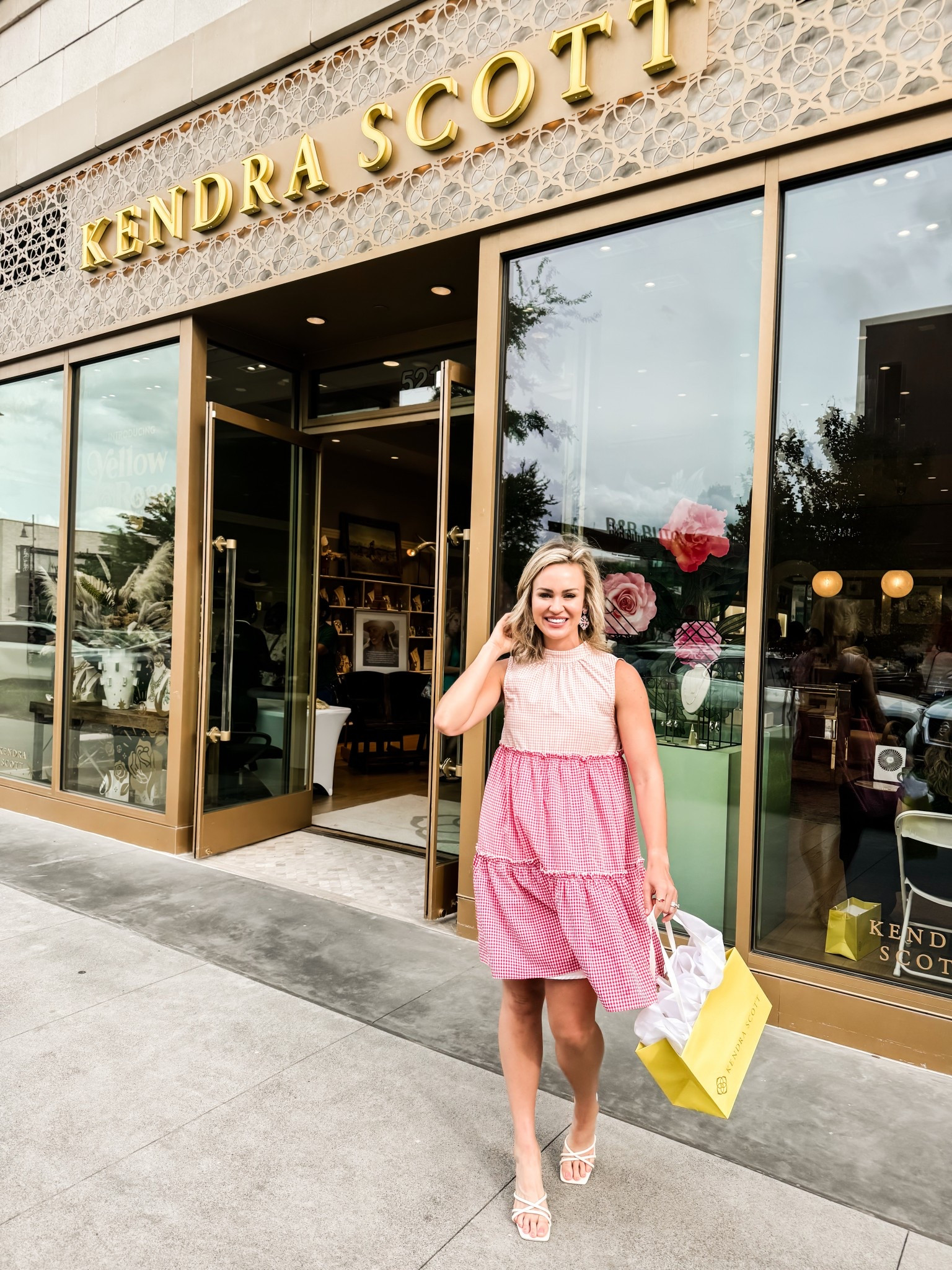 Mother’s Day Kendra Scott gift ideas 


#LTKGiftGuide #LTKStyleTip