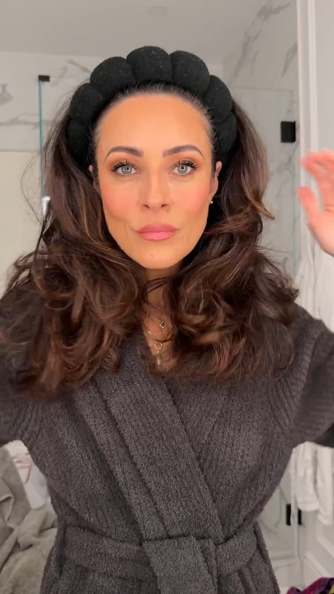 Sephora beauty look!  

Lipliner wherever Walnut
Lip Ciggy Tickled Pink
Blush: She’s That Girl
Foundation: med 2.25 Lanai




Beauty, makeup, Sephora 



#LTKSaleAlert #LTKOver40 #LTKBeauty