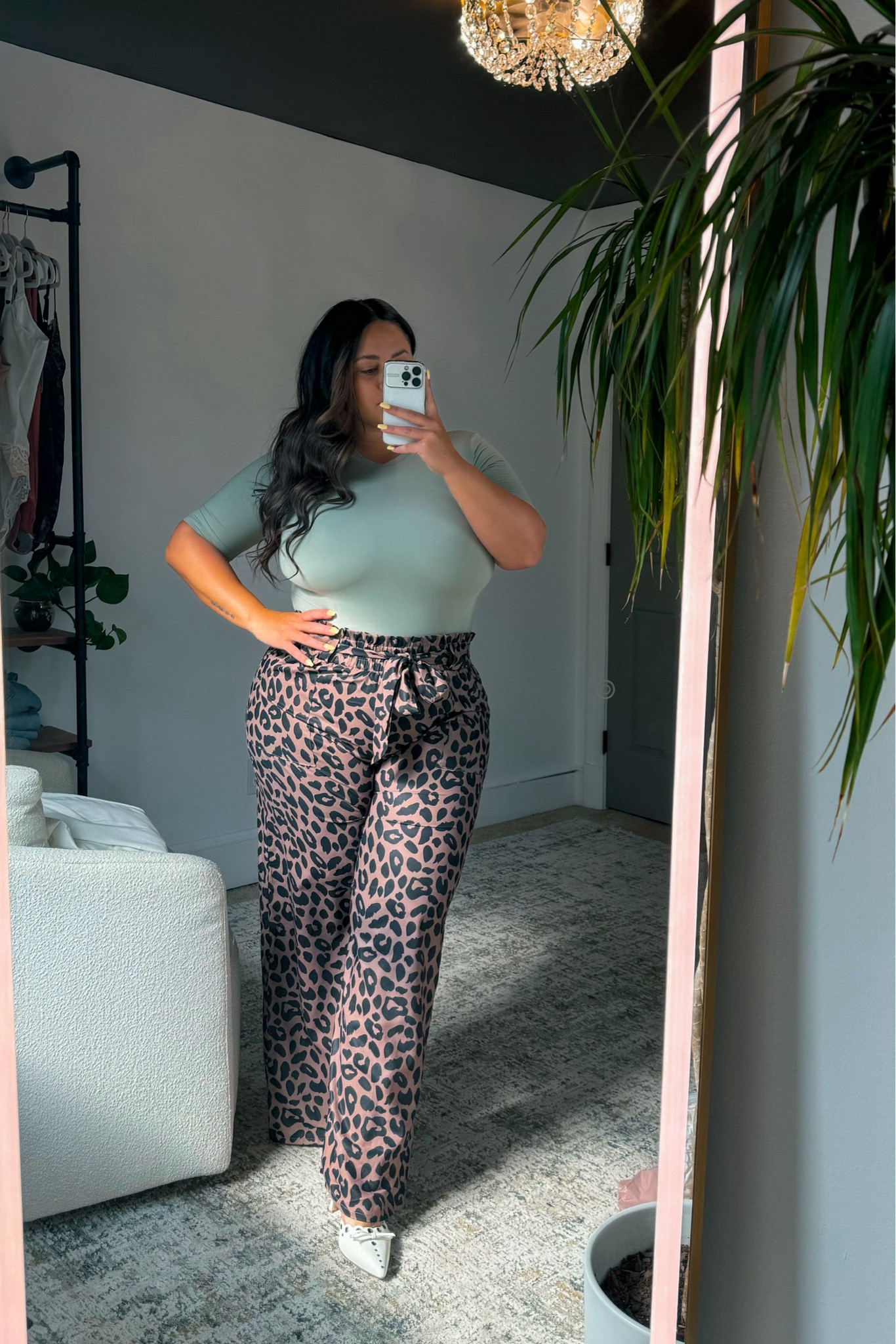 Business casual outfit idea for fall feat. Heels from Oasis Society! 

USE CODE THECURVYAMANDA15OFF to save 15% on styles already on sale! 

Outfit: 
Bodysuit is a size XL, double lined and butter soft. 

Pants are a size XXL, perfect fit! Very comfortable. 

5’2” / 14-16 / 38J 

#ltkcurves #officeoutfits #fallstyle #casualchic #easyoutfits

#LTKWorkwear #LTKMidsize #LTKFindsUnder50