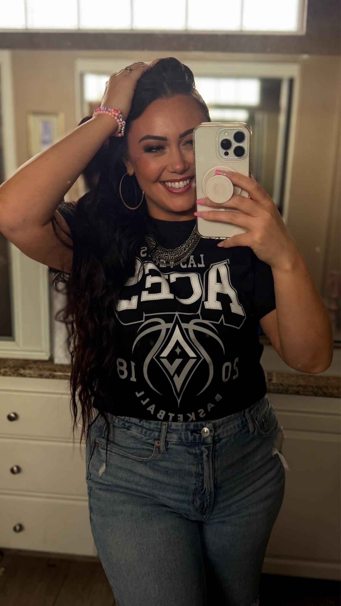 Aces Game Day fit 
Shirt medium 
Jeans 14 curvy regular

#LTKootd #LTKMidsize #LTKgrwm