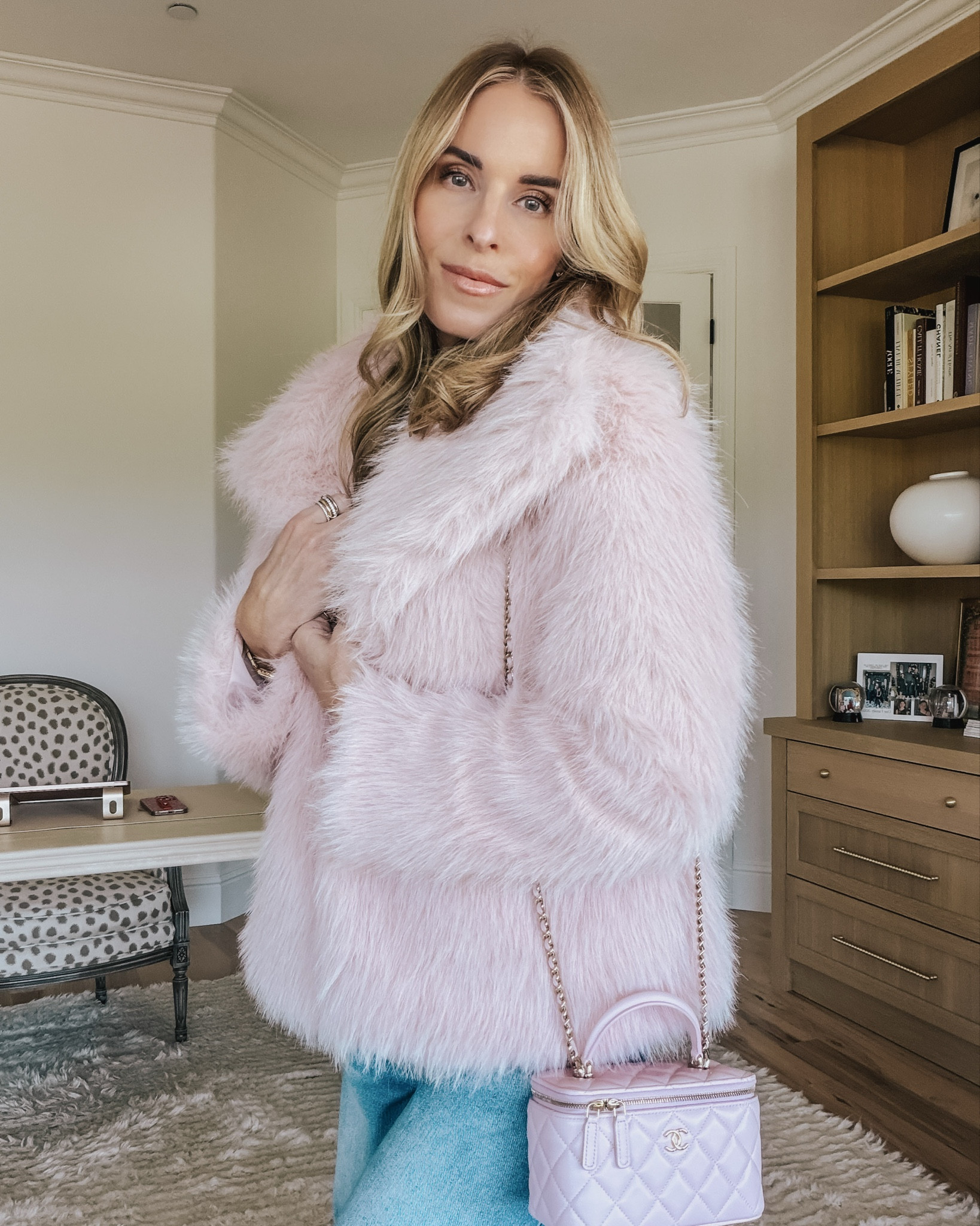 Just got this fluffy faux fur jacket and Gucci tote! Perfect for a cozy, chic look.

#LTKBeauty #LTKootd