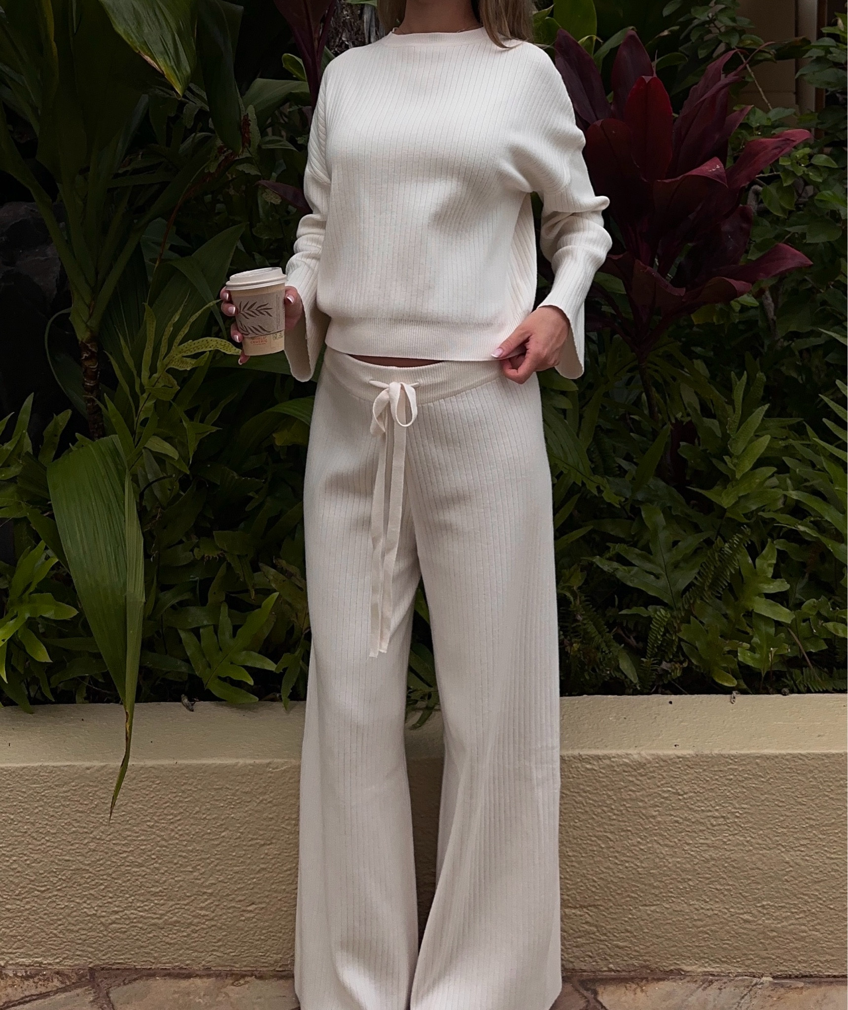 the comfiest, softest knit set

#LTKFindsUnder50 #LTKGiftGuide #LTKCyberWeek