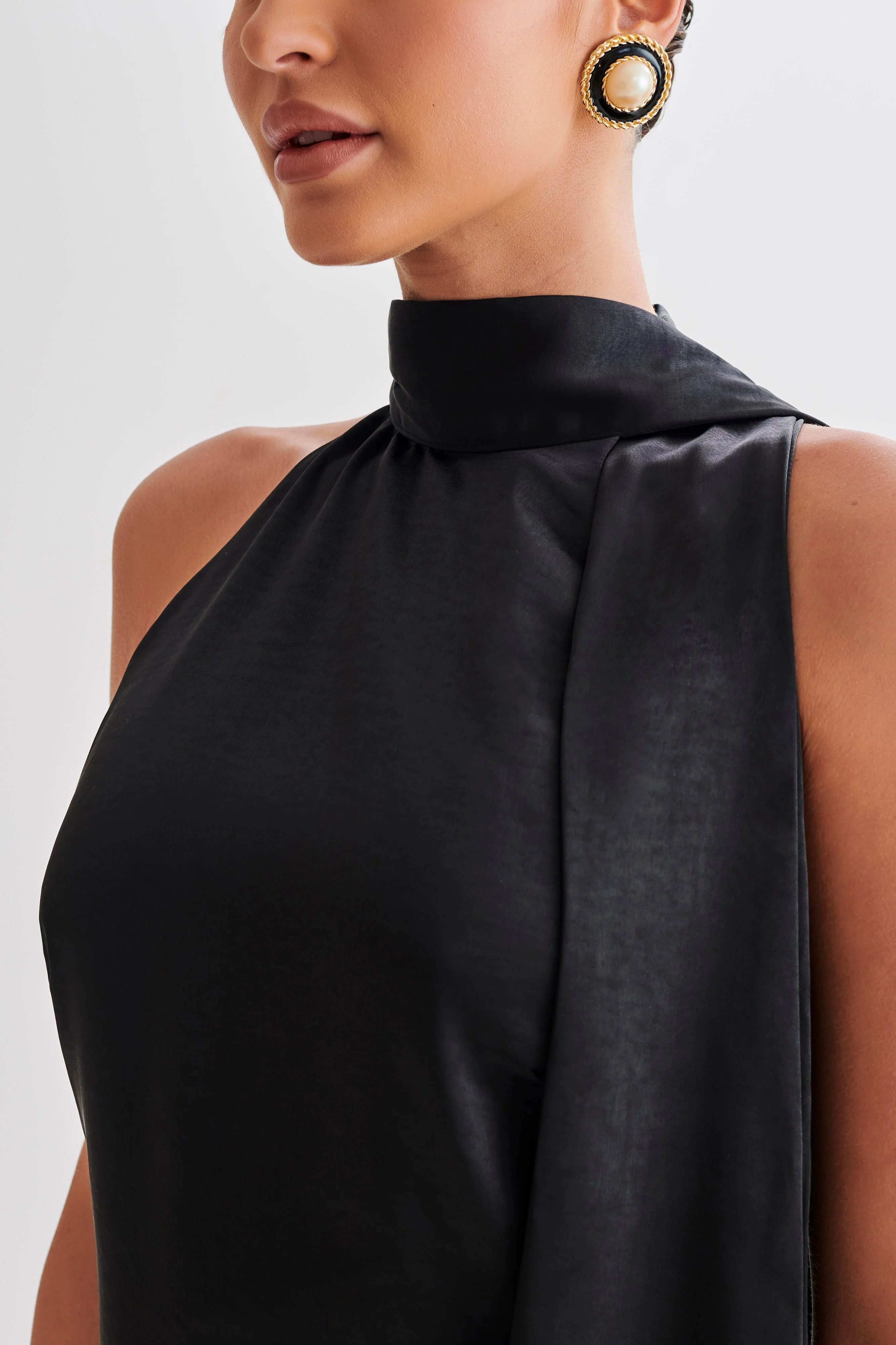 Aubriella Halter Mini Dress With Tie - Black | MESHKI US