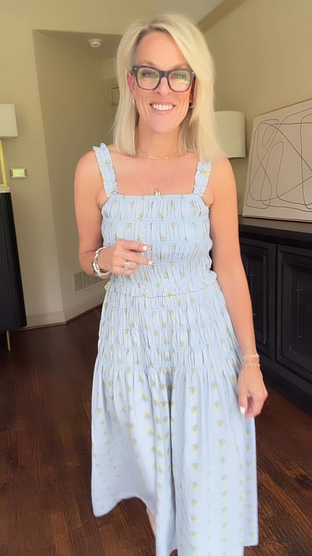 This dress 🙌🏼 look is and feels like a high end dress 
But only $40! And through the end of tonight, it is on sale for $32.
Fit is true to size

Love this blue and green pattern also comes in white 
So good! Would make a great Mothers Day dress! 
I’ll link a few other great ones as well!! 

@Target #targetpartner 

#LTKOver40 #LTKMothersDay #LTKSeasonal