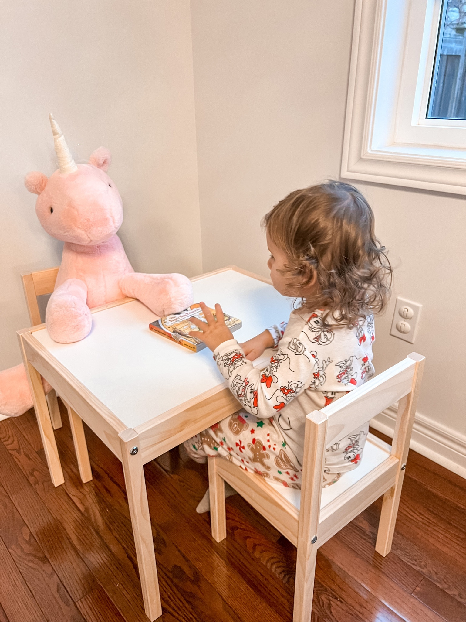 Cute table for toddlers 💕

#LTKhome #LTKbaby #LTKkids