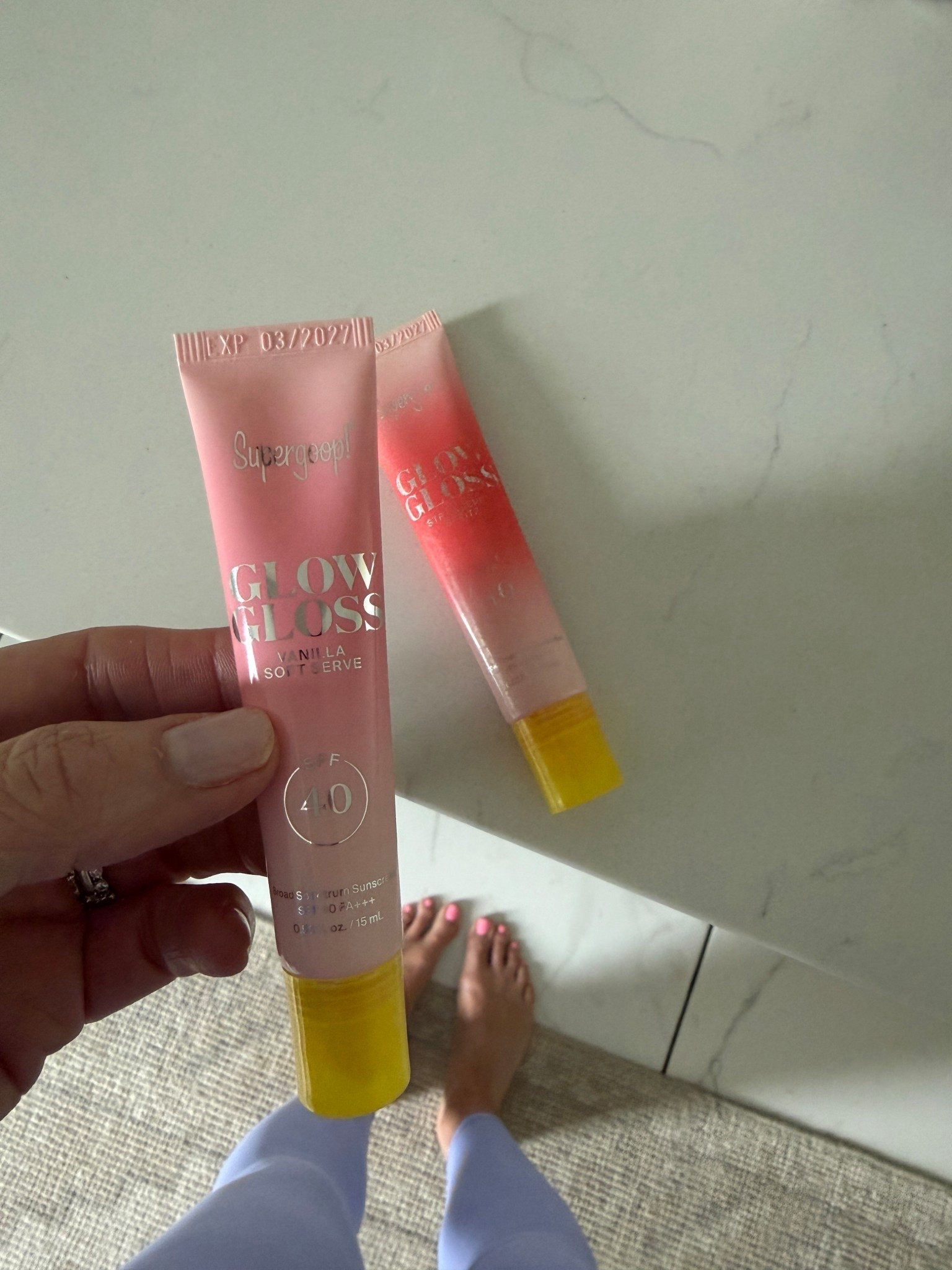 Lip gloss sunscreen 

Comment SHOP below to receive a DM with the link to this post on my LTK ⬇ https://liketk.it/66uf1

#LTKBeauty