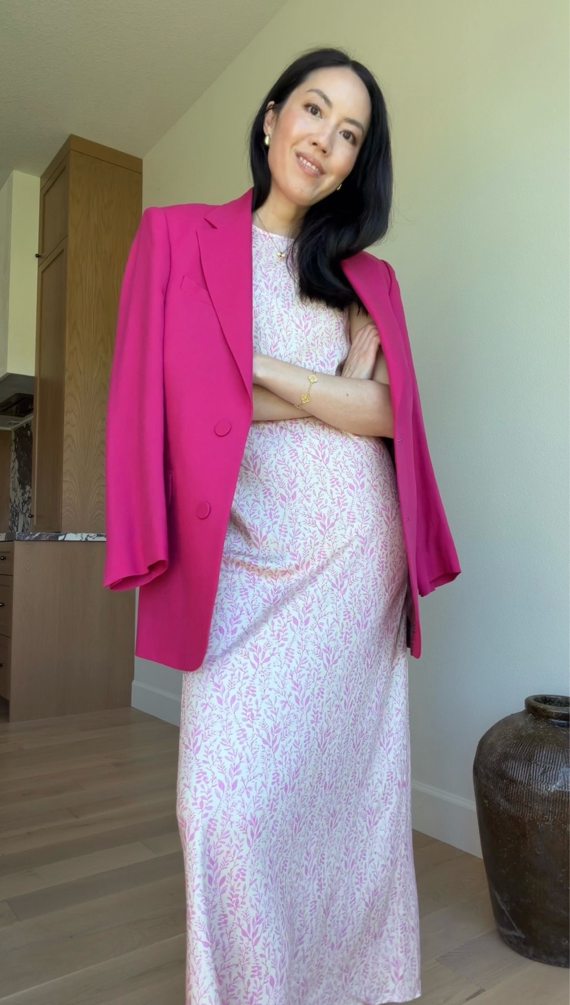 Summer dress 💕

#summeroutfit
#summerdress
#classicstyle
#longdress
#weddingguestdress

#LTKgrwm #LTKootd #LTKSeasonal