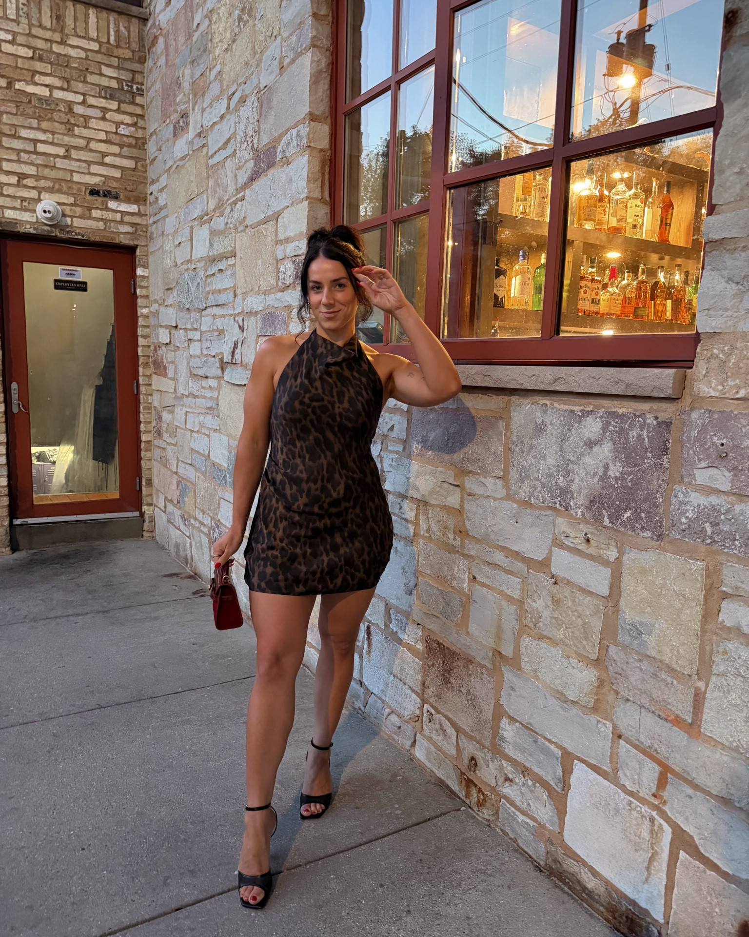 Girls night out downtown milwaukee // Aritzia audience satin dress