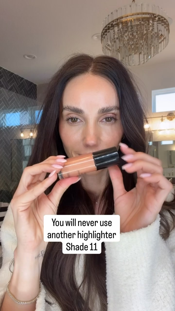 Highlight, makeup, over 40 beauty, mature skin makeup, worth the splurge, annabrstylee

#LTKBeauty #LTKselfcare #LTKOver40