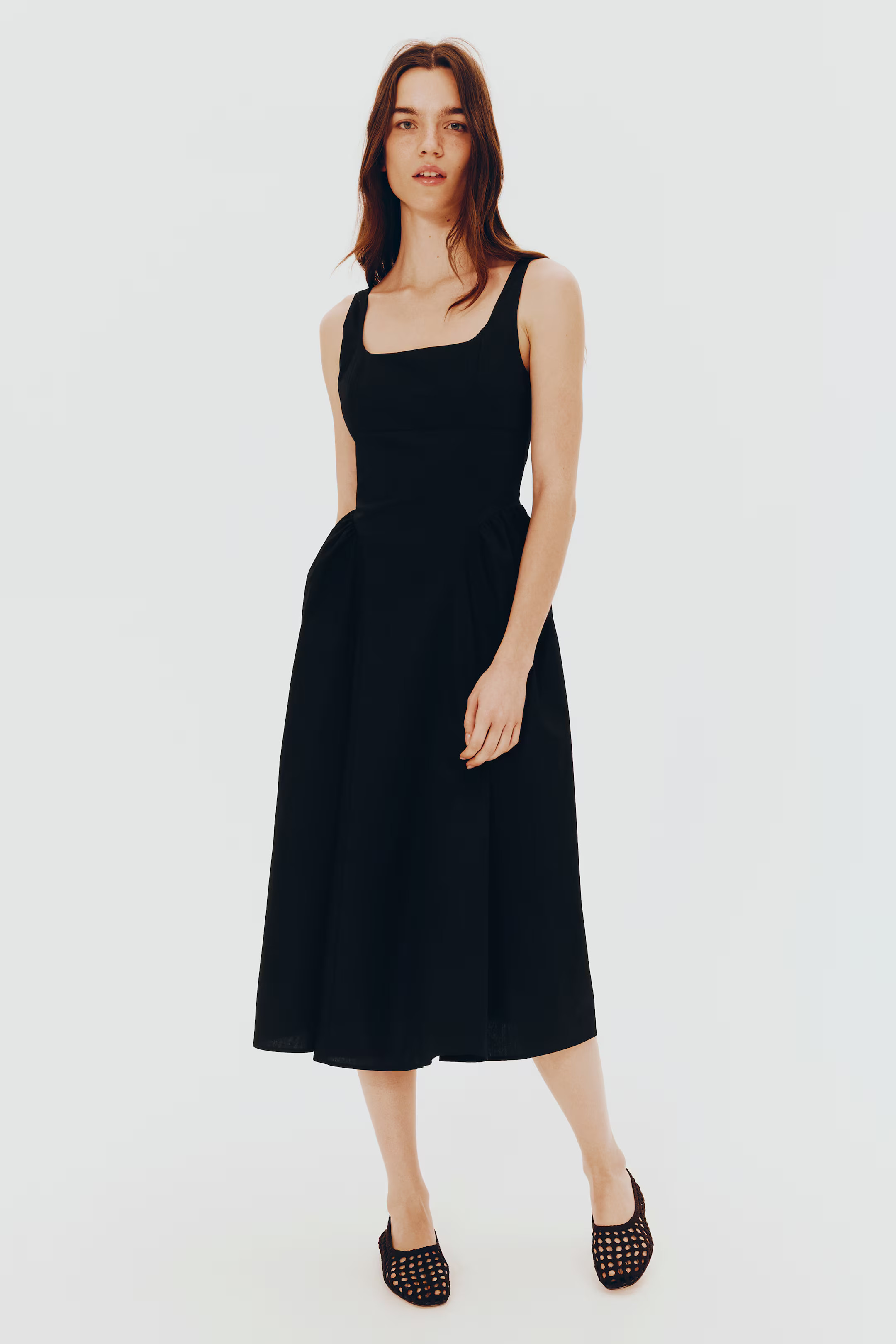 Tie-back poplin dress | H&M (UK, MY, IN, SG, PH, TW, HK)