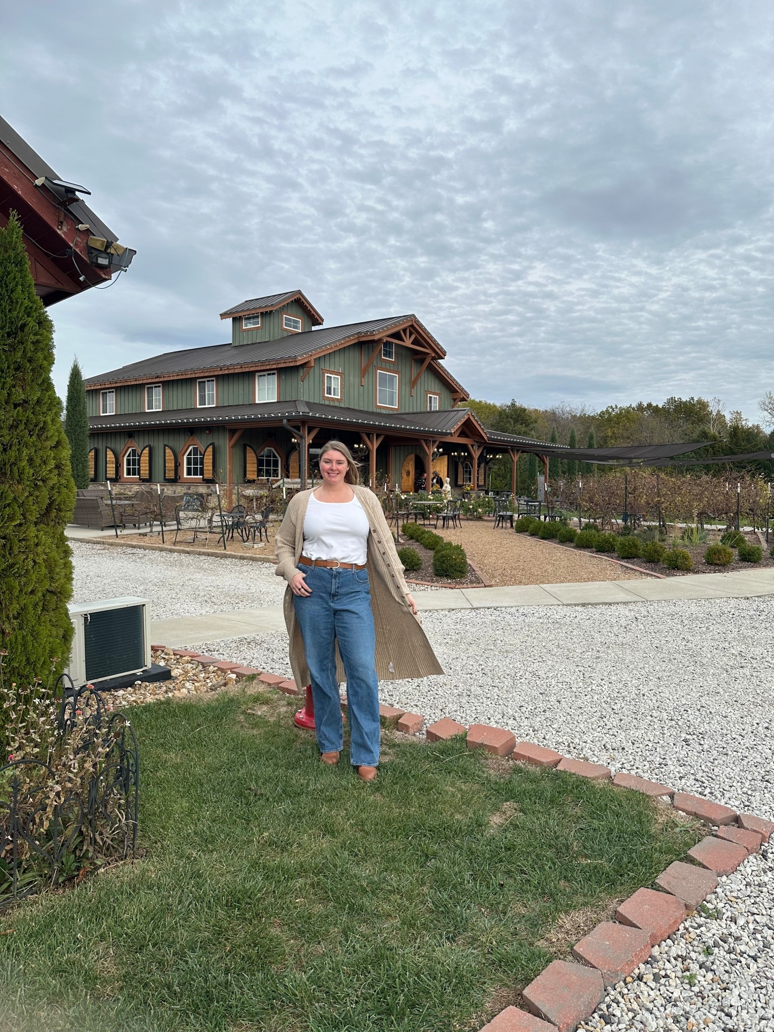 Look how long these jeans are and how cute this fall fit is!

plus size fashion, mid size fashion, affordable fashion, fall fashion 

#LTKFindsUnder50 #LTKMidsize #LTKPlusSize