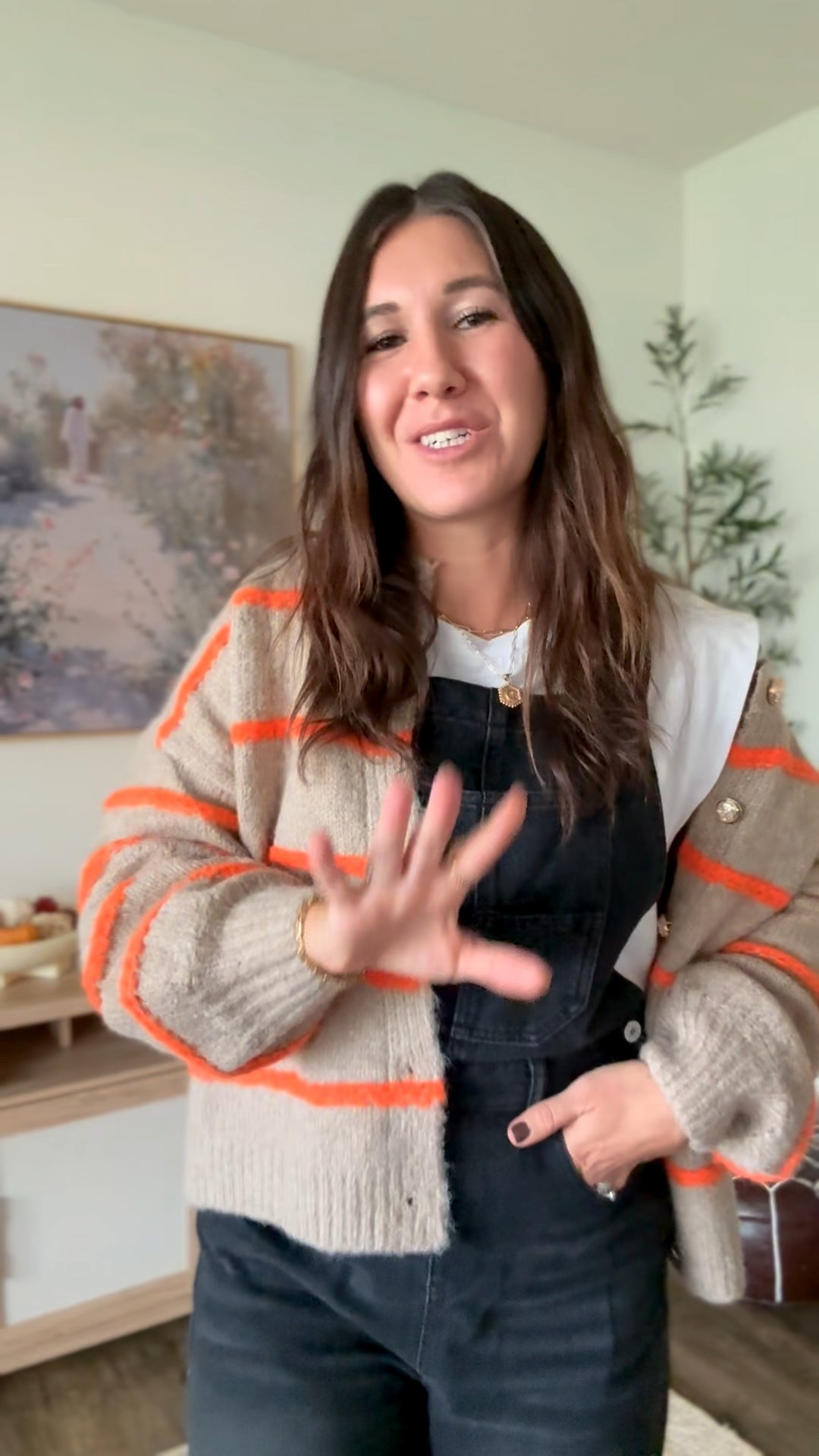 Perfect Thanksgiving outfit!

Medium in overalls
Small in cardigan 

Thanksgiving day outfit 
Thanksgiving outfits 


#LTKShoeCrush #LTKFindsUnder100 #LTKHoliday