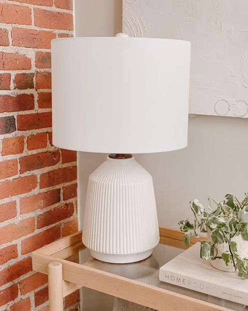 Cream 24-inch Bridget Ceramic Table Lamp | Rugs USA
