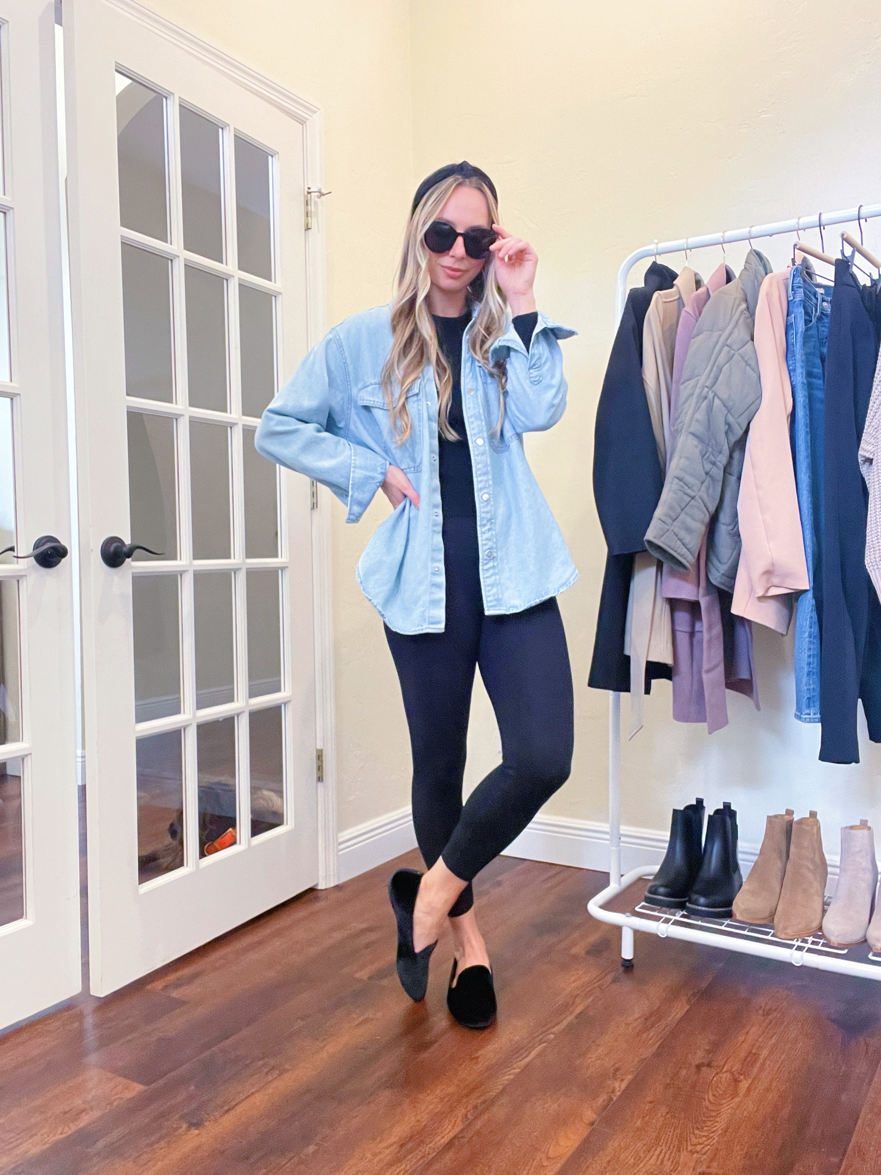 Easy fall look for running errands 

#LTKShoeCrush #LTKSeasonal #LTKStyleTip