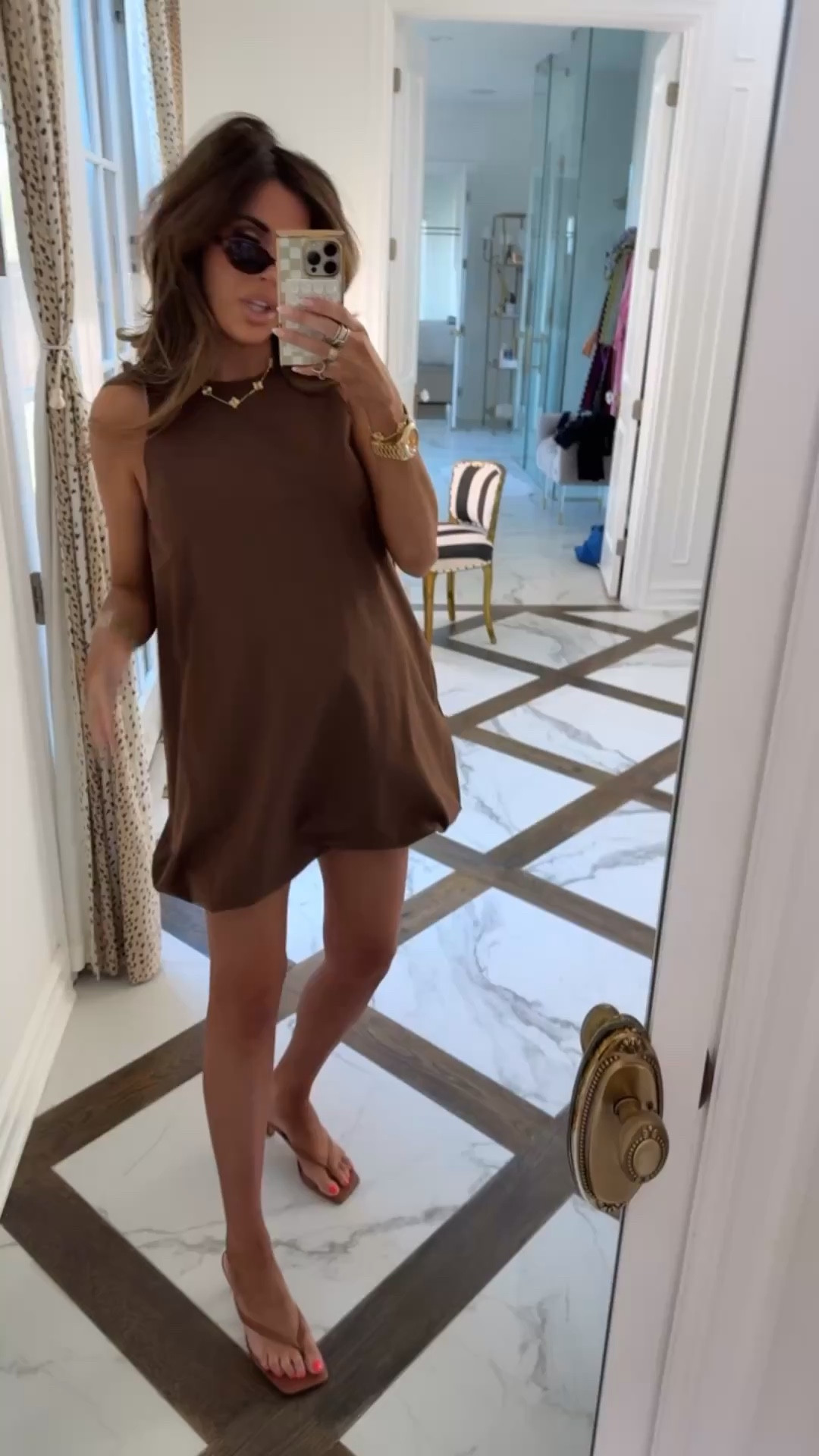Wearing a size medium in this brown bubble hem/ balloon mini dress!🤎

Brown dress
Balloon dress
Summer dress
Spring dress
Zara finds
Zara fashion
Spring fashion
Summer fashion 
Emily Ann Gemma

#LTKgrwm #LTKSeasonal #LTKootd