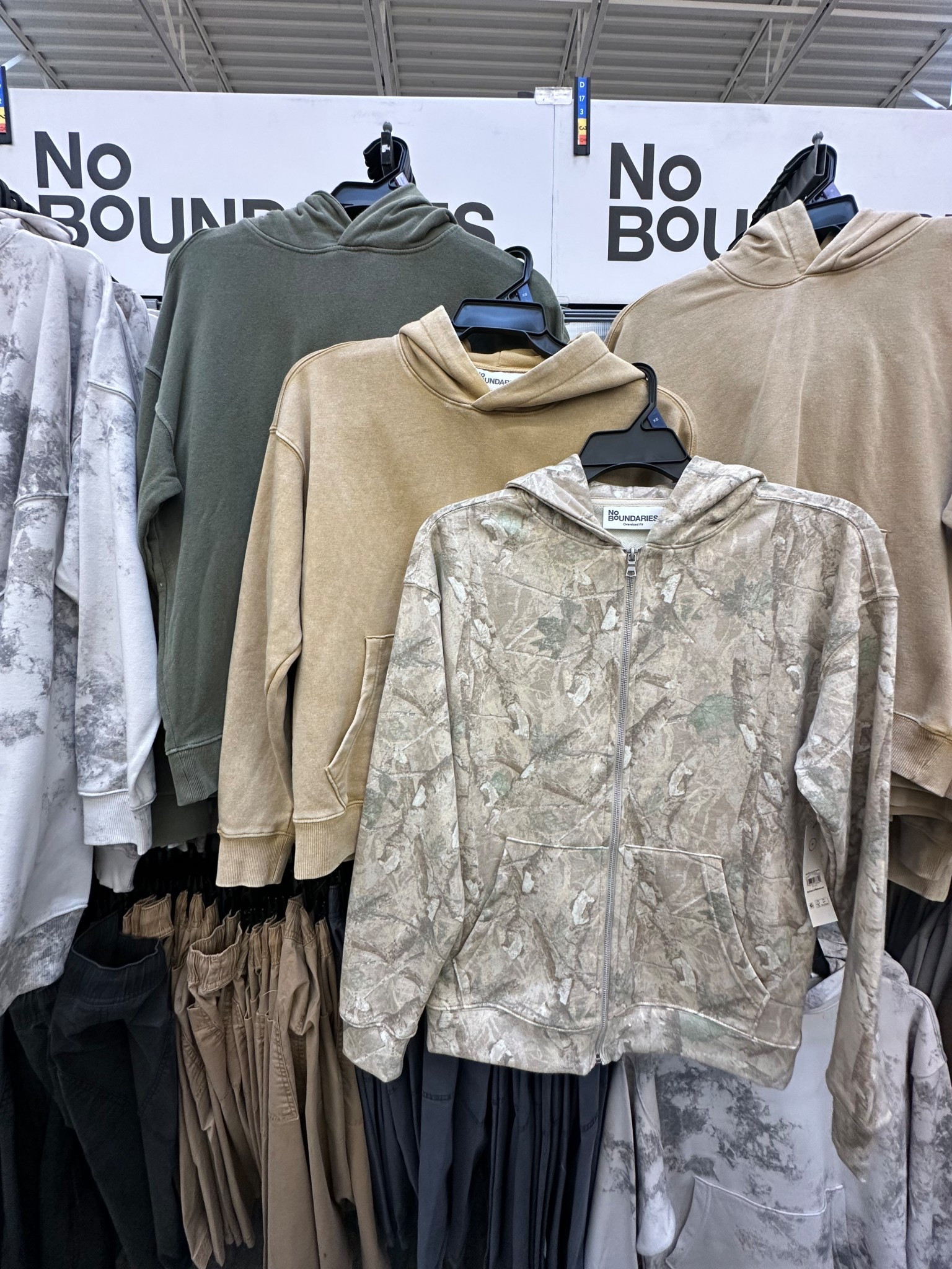 Abercrombie or.. #WalmartFashion #AbercrombieLookAlike #WalmartLooksforLess #WalmartFinds

#LTKActive #LTKootd #LTKMens