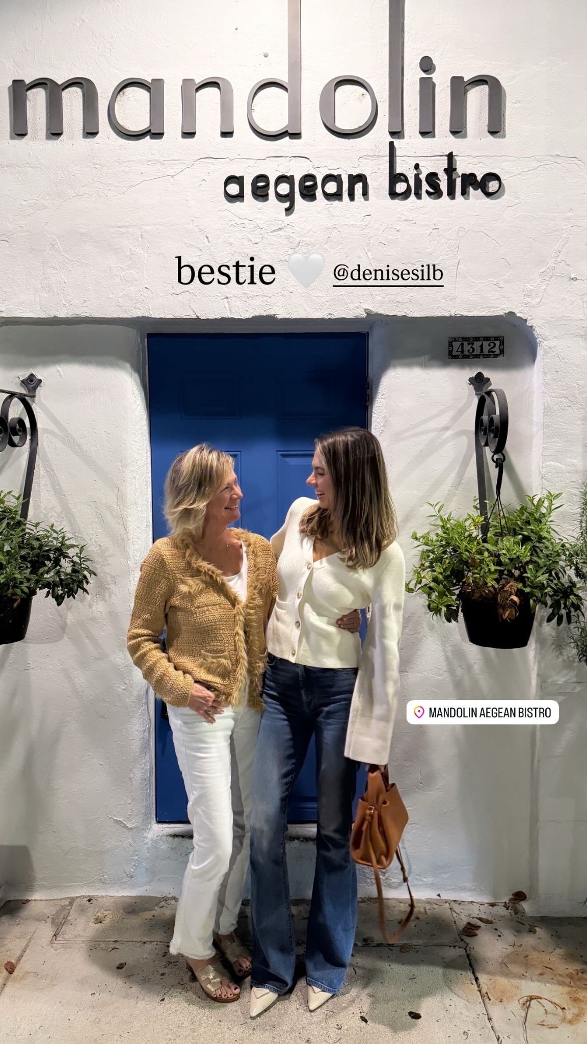 Outfit of the night featuring one of my favorite pairs of denim!✨

#LTKgrwm #LTKootd