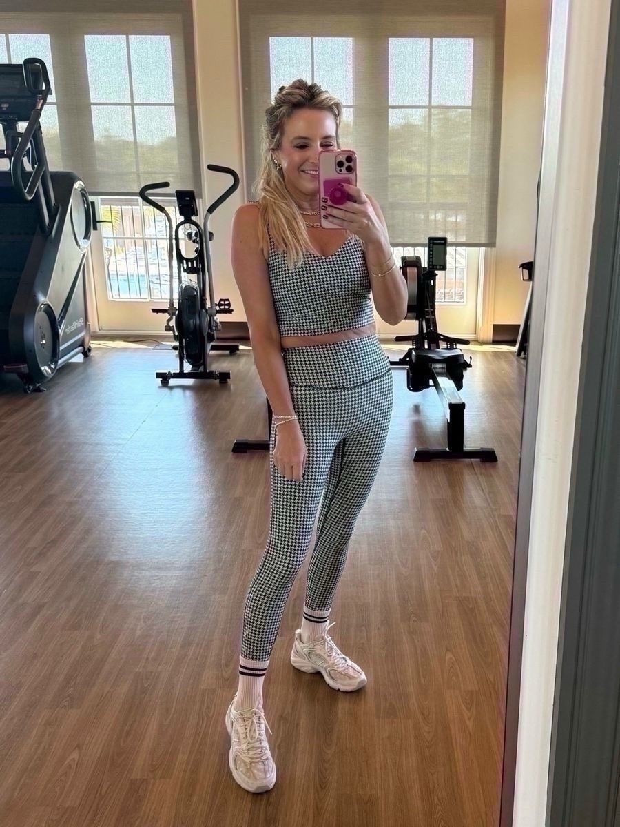 Cutest workout fit from Abercrombie 



#LTKdayinmylife #LTKootd #LTKSeasonal