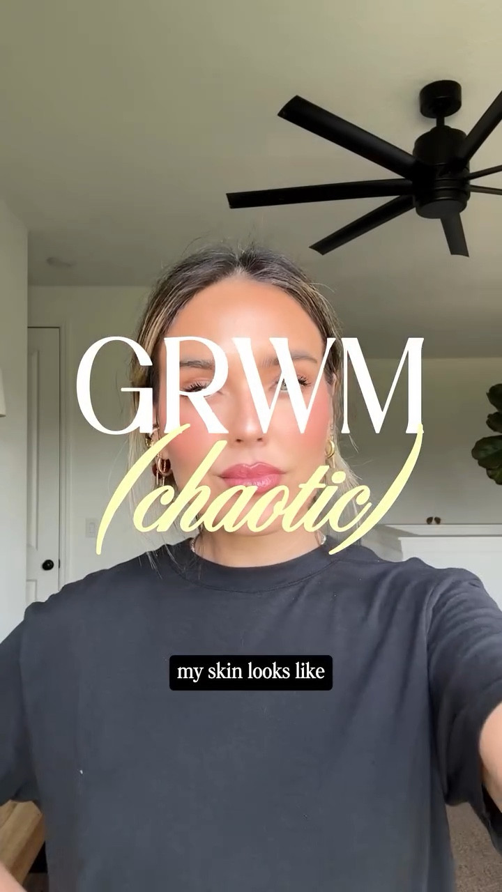 GRWM makeup trying new products! I don’t even know what to say about the contents of this video


Products 
@diorbeauty Dior forever glow star filter in 3, Dior forever skin glow foundation in 2.5w, Dior forever nude jumbo bronzer. 
@westmanatelier westman atelier concealer in shades L2, 3 & 4 (yes all of them). 
@tomfordbeauty tom ford soleil neige cream blush in alpine, tom ford ultra shine lipstick in ✨ peak glamour ✨
@hudabeauty Huda easy bake pressed setting powder in pound cake. 
@saiebeauty saie city set setting spray. 
@pradabeauty Pradascope mascara. 
@charlottetilbury iconic nude lip liner. 
@lawless forget the filler lip gloss in strawberry popsicle.

#LTKBeauty #LTKgrwm #LTKmomlife