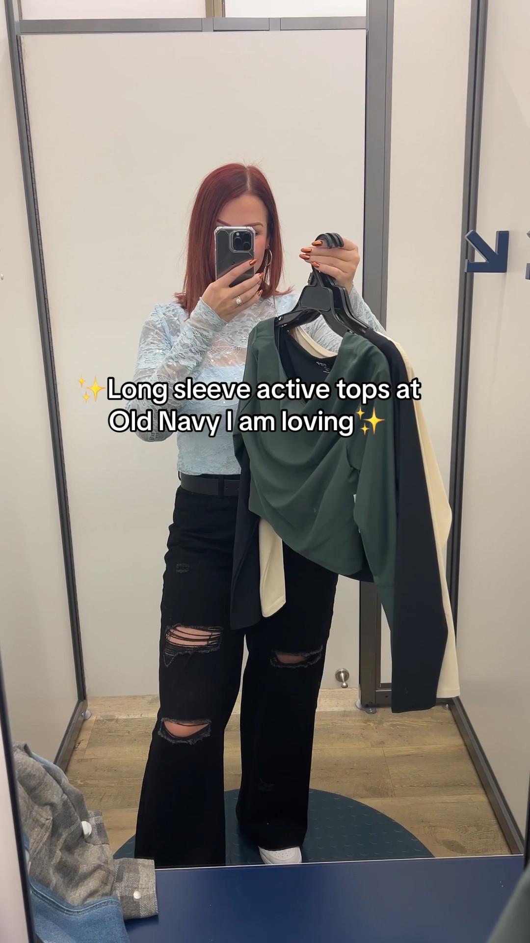 Old Navy active tops I am loving right now 🤩 also on sale—
They are Light compression w/ a peachy-smooth, sweat-wicking fabric.
• square neck
• long sleeves
• shelf bra
• removable pads
• go-dry wicks moisture
I am wearing a large!

#LTKFitness #LTKActive #LTKSaleAlert