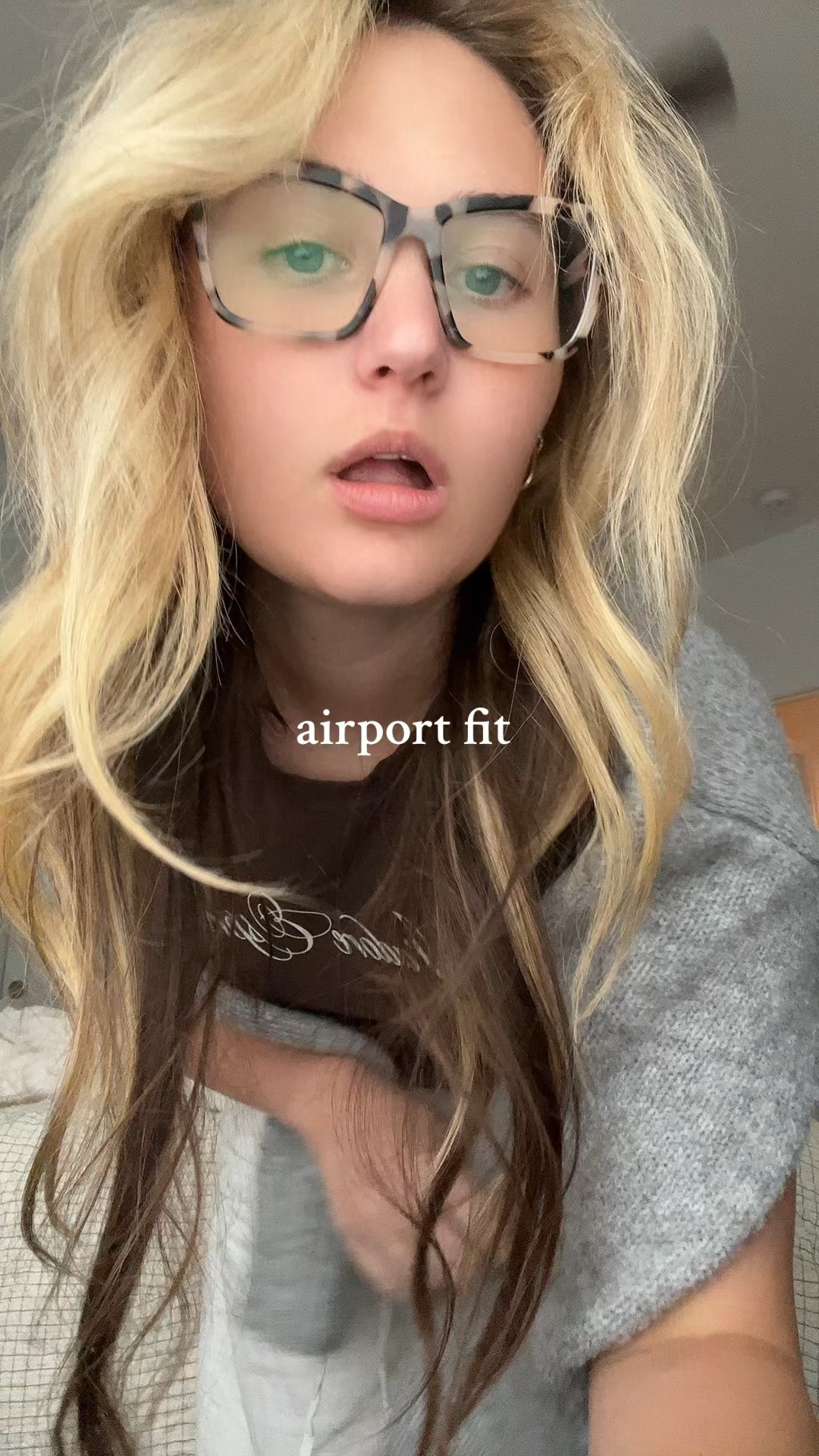 Summer Airport Fit would be cute with a butter yellow sweater as well with the linen pants 🥰

#LTKSummerEdit #LTKSeasonal #LTKActive