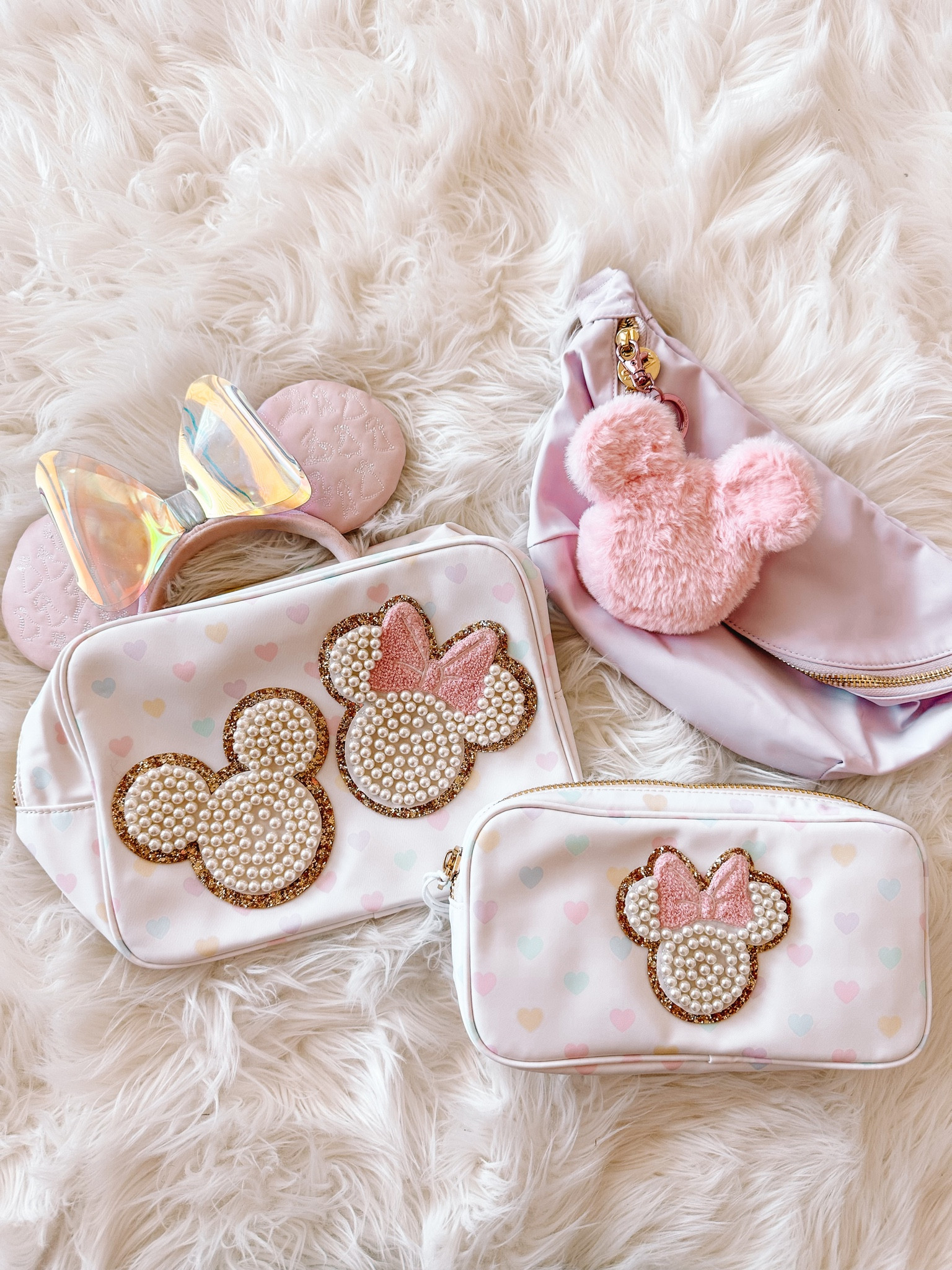 the cutest Mickey & Minnie pearl and hearts collection from Stoney Clover 🥹🫶🏼💖

#LTKtravel #LTKGiftGuide #LTKitbag