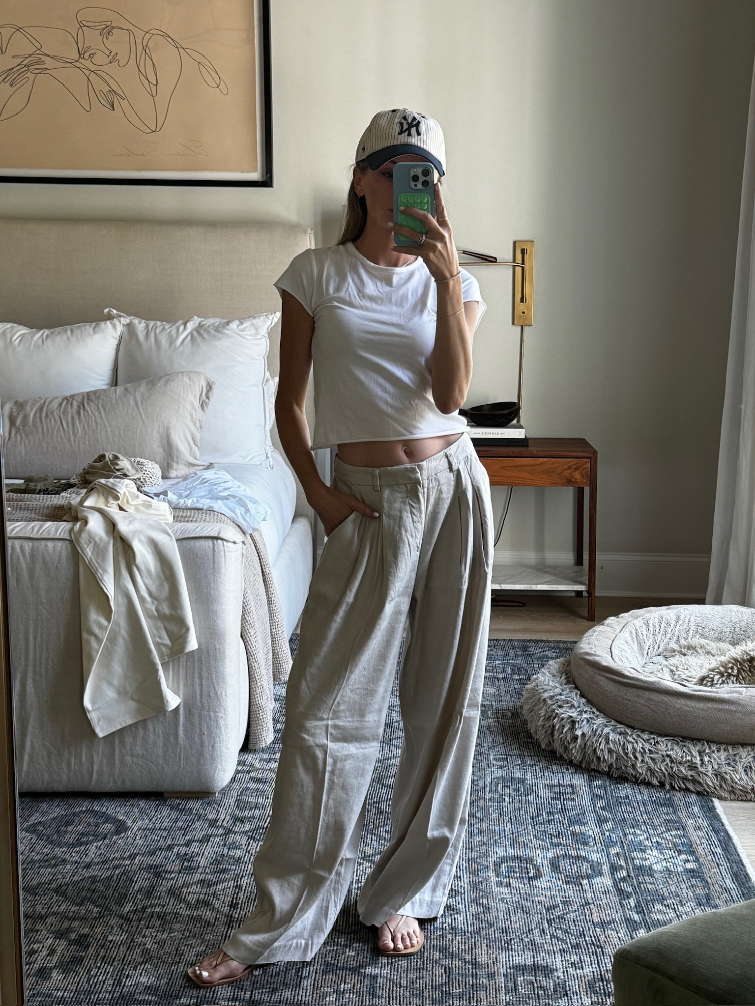 These pants 🤌🏻 such good quality and a more reasonable price than the citizens of humanity pants I also ordered & love. Got them in an XS! Tee is a S but I’m going to exchange for an XS

#LTKStyleTip #LTKSeasonal #LTKSummerSales