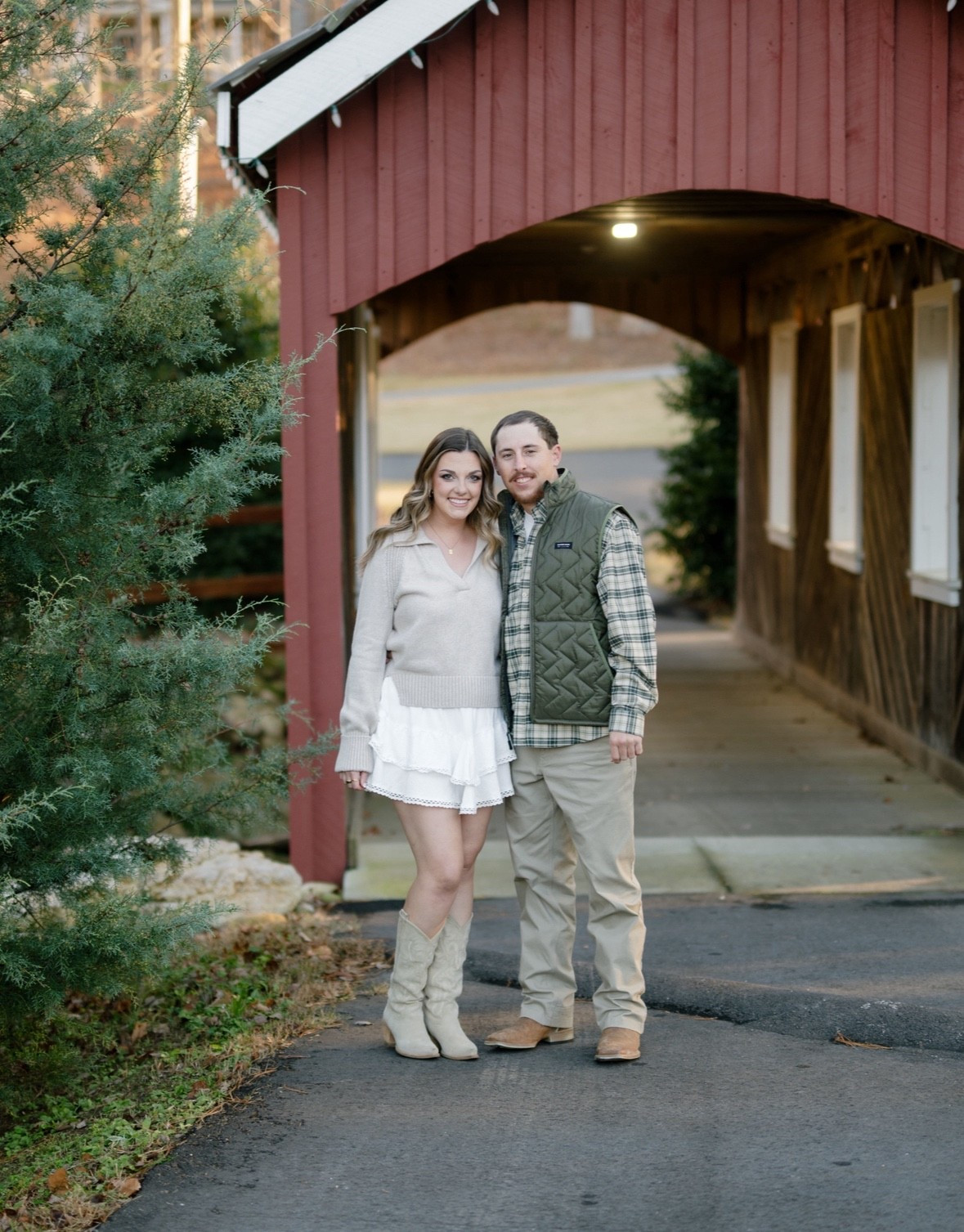 Fall photos / engagement pictures 

#LTKHoliday #LTKgrwm #LTKootd