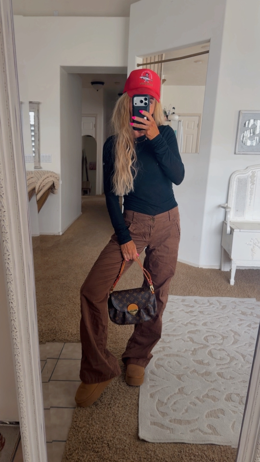 The best pants! I am in an xs in top and pants. Shoes run tts.

#LTKOver40 #LTKootd #LTKdayinmylife