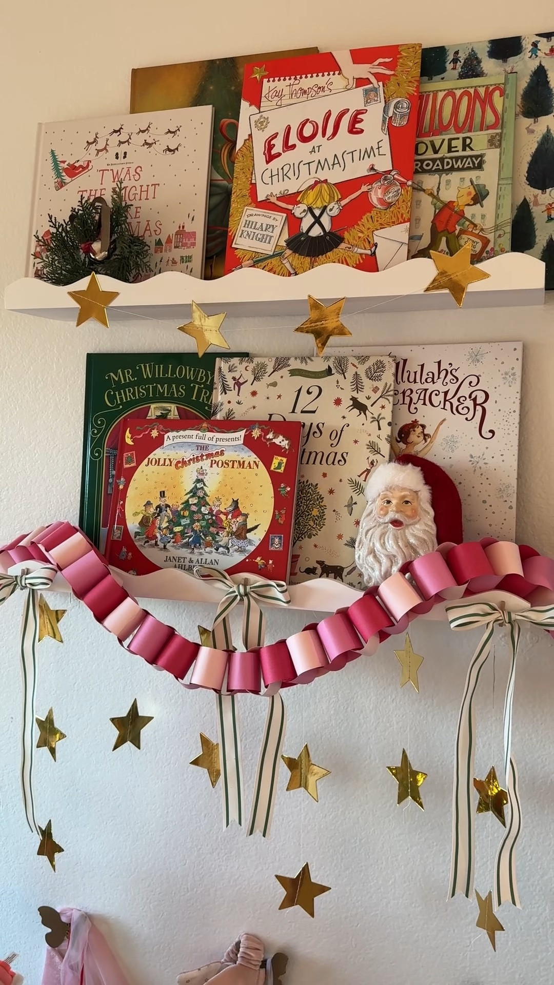 Christmas bookshelves, christmas kids room, kids room decor, Christmas books

#LTKHoliday #LTKmomlife #LTKKids