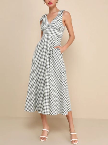 Shop midi dresses! The Sweetest Posture Navy and Cream Gingham Midi Dress With Pockets is under $80.

Keywords: Travel outfit, spring outfit, vacation outfit, day date, date night outfit, gingham dress, midi dress, maxi dress, spring dress, summer dress, summer outfit 

#LTKtravel #LTKstyletip #LTKfindsunder100