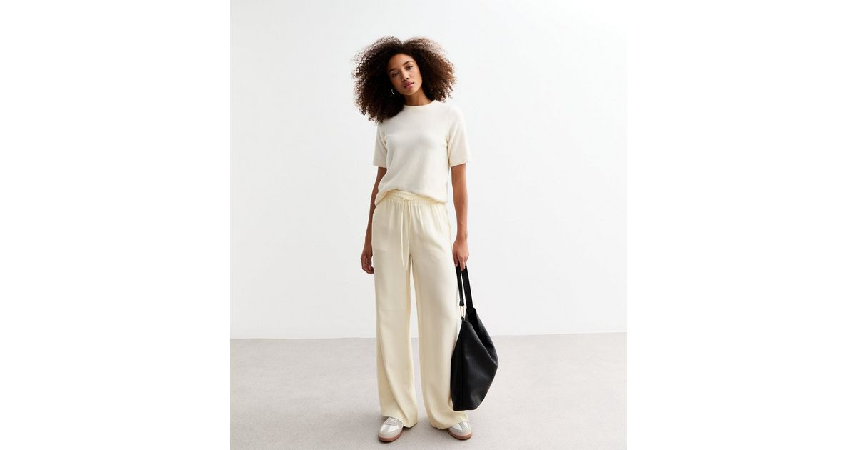 Off White Drawstring Wide Leg Trousers | New Look | New Look (UK)