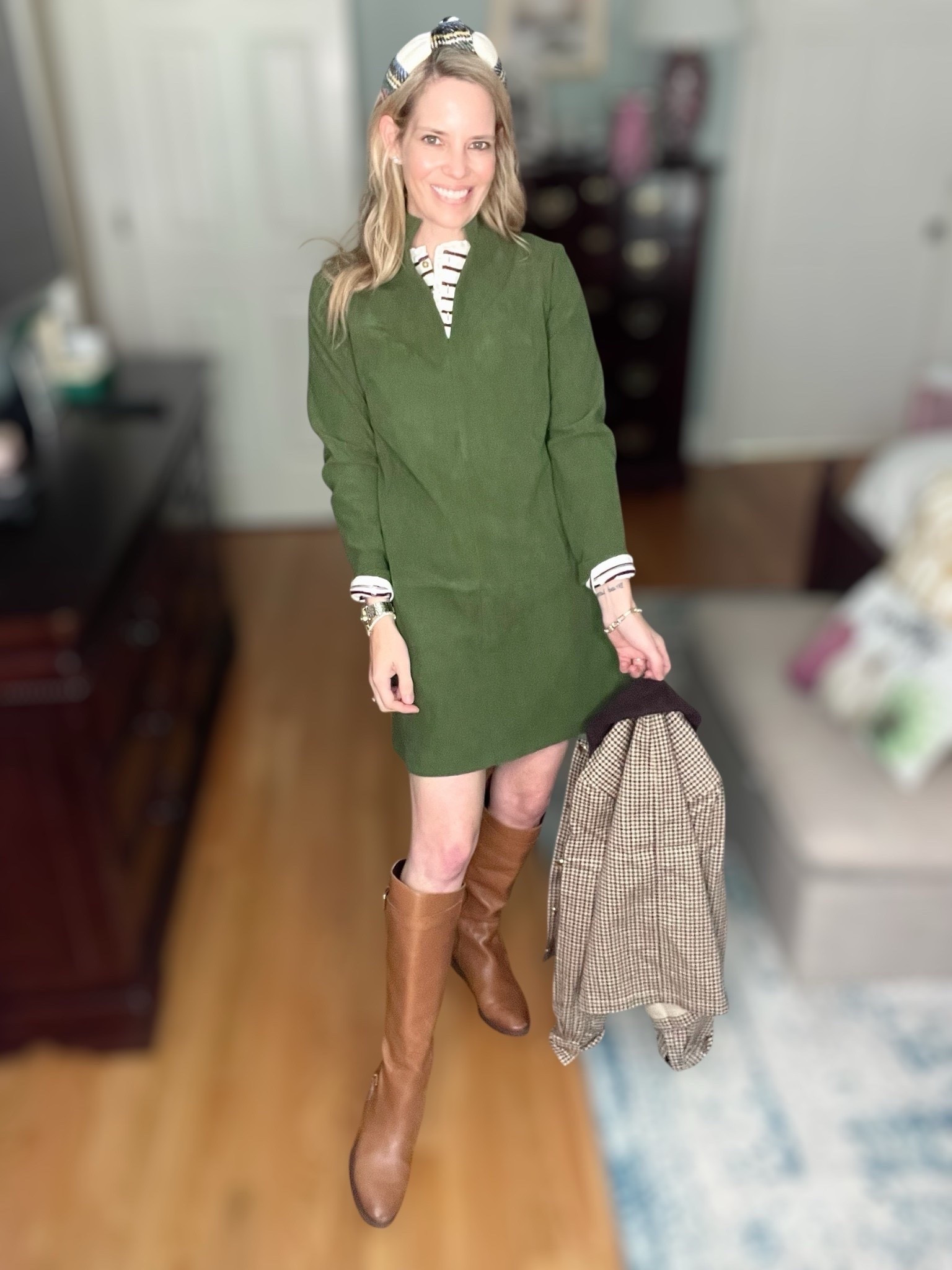 Classic equestrian chic 🐎🍂 This outfit blends timeless prep with cozy fall textures. I layered a striped ruffle-collar henley under a green corduroy V-neck dress for an elevated twist on everyday layering. To complete the look, I added a J.Crew Factory field jacket in houndstooth, the perfect finishing touch for crisp autumn days.

Tall Sam Edelman Penny leather riding boots elongate the leg and give that polished equestrian vibe, while a tartan padded headband adds a festive pop of print for the season. This outfit is a perfect choice for fall outings, coffee dates, or even Thanksgiving gatherings. 🍁

This style is all about effortless layering and mixing classic pieces for a chic seasonal look.


#LTKFindsUnder50 #LTKWorkwear #LTKFindsUnder100

#LTKFindsUnder50 #LTKOver40 #LTKFindsUnder100