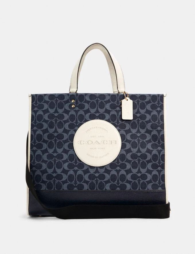 Dempsey Tote 40 in Signature Jacquard With Patch | Coach Outlet