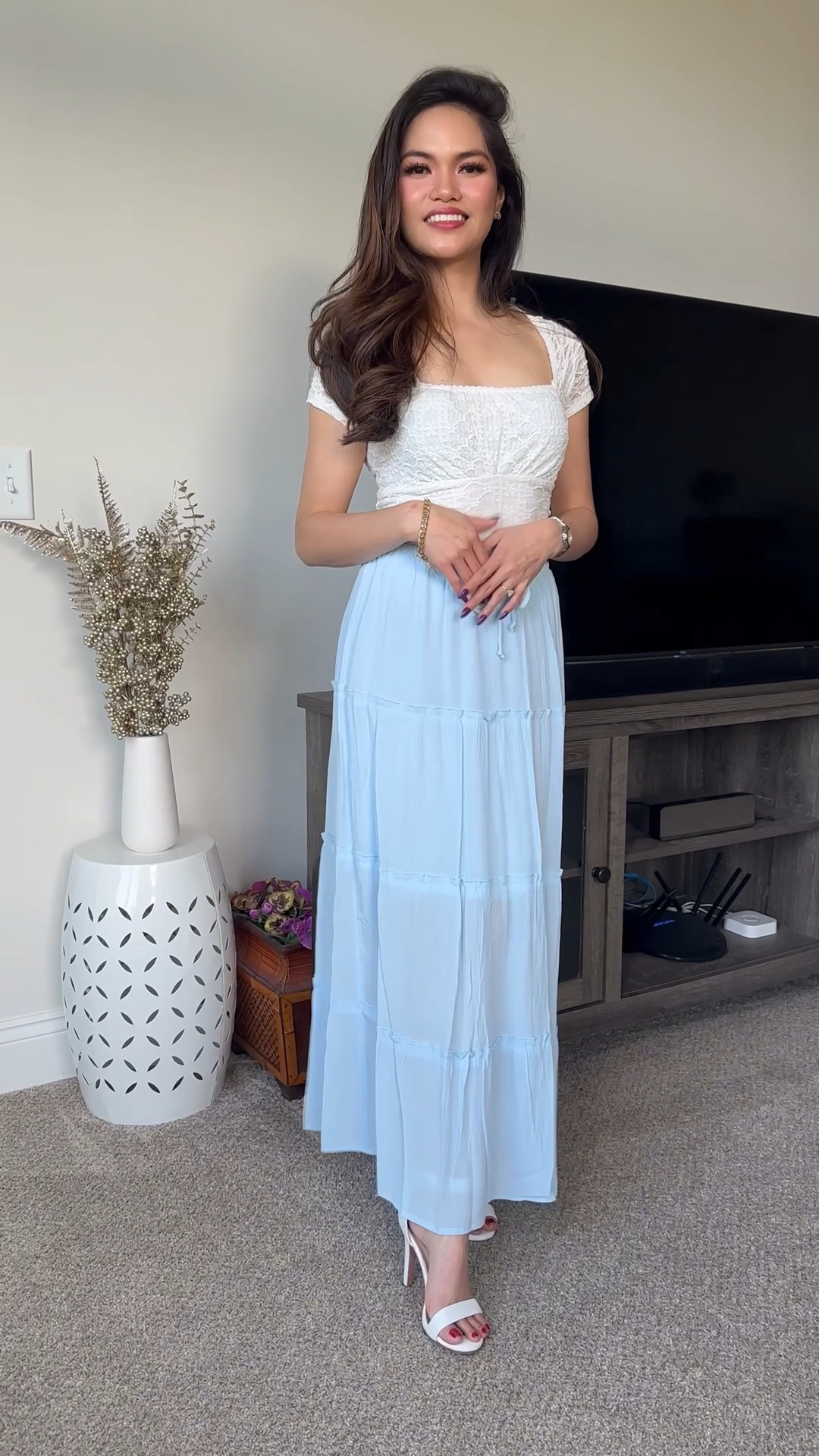 Such a perfect light and flowy maxi skirt for your Summer wardrobe.  Skirt has elastic waist band.  Perfect for your next beach vacation! 
Wearing light blue color in size XS.  Also, this skirt is petite friendly!  The lace square neck top is being worn in size XXS.

#Amazon#LTKSummerEdit #walmart

#LTKSeasonal #LTKPetite #LTKTravel