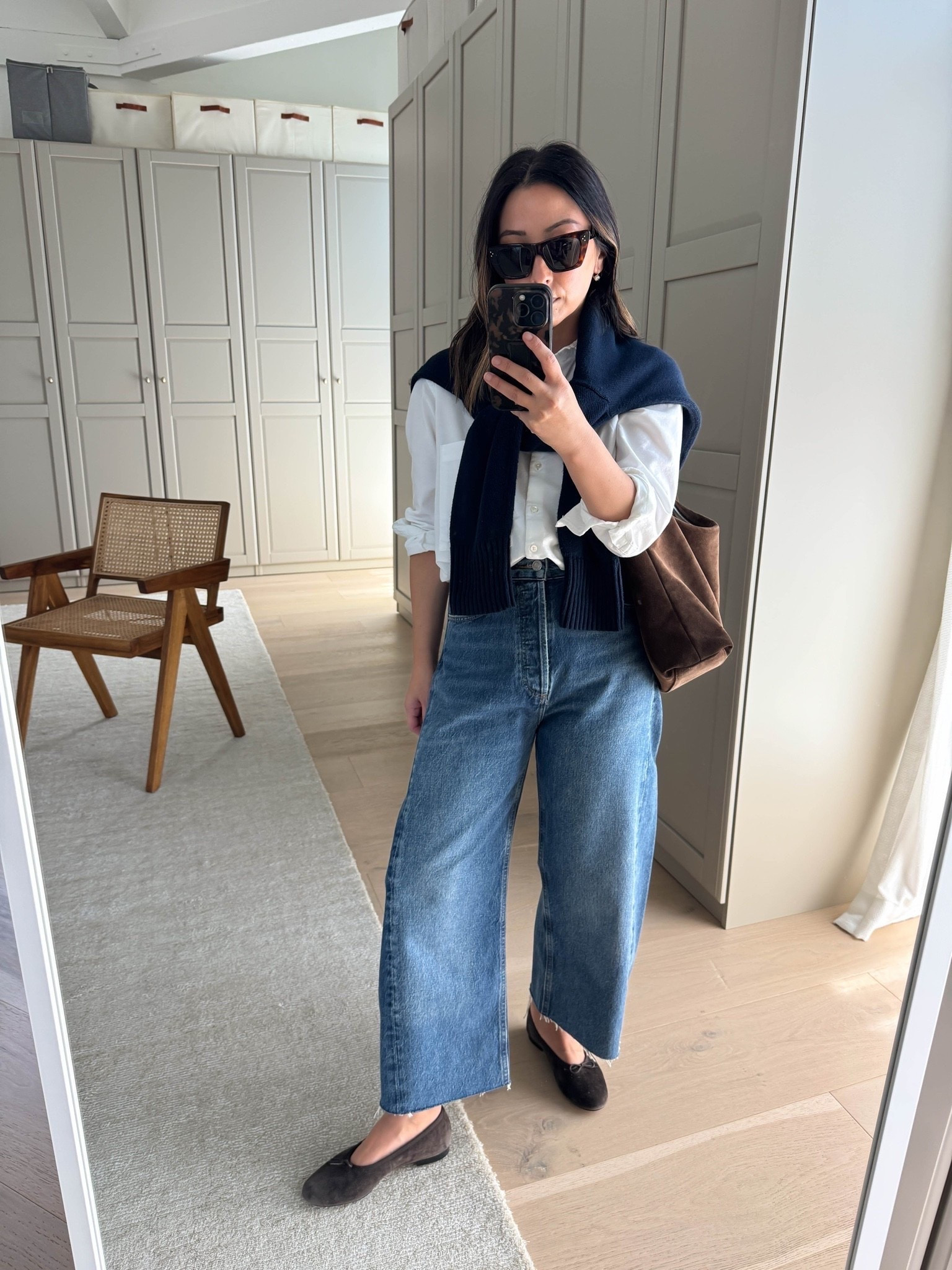 My holy grail white button down! I’ve had this for 5yrs now 🤯. Boxy, roomy fit, sleeves aren’t super long, drape is so good, doesn’t wrinkle easily. 

AYR shirt xs
Everlane cotton sweater xs
AGOLDE Luna jeans 25 - cut hems
Madewell flats 5 - old
Liffner shoulder bag 
Celine sunglasses
Electric Picks earrings
Dorsey James necklace 15”

#LTKPetite #LTKmomlife #LTKWorkwear