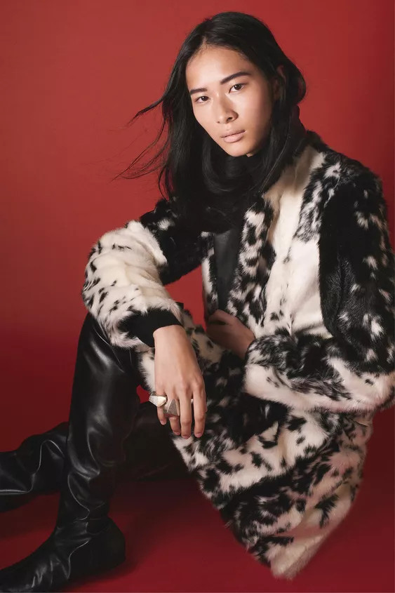 Full cut coat with lapel collar and long sleeves. Front flap pockets. Back vent at hem. Double br... | Zara US