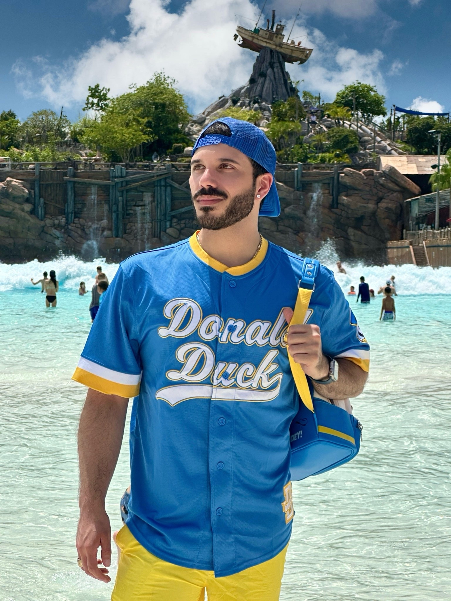 Donald Duck Inspired Outfit 

📍Disney's Typhoon Lagoon Water Park

disney outfit ideas, disney bounding, disney bound, disney water park outfit

#LTKMens #LTKTravel #LTKSwim