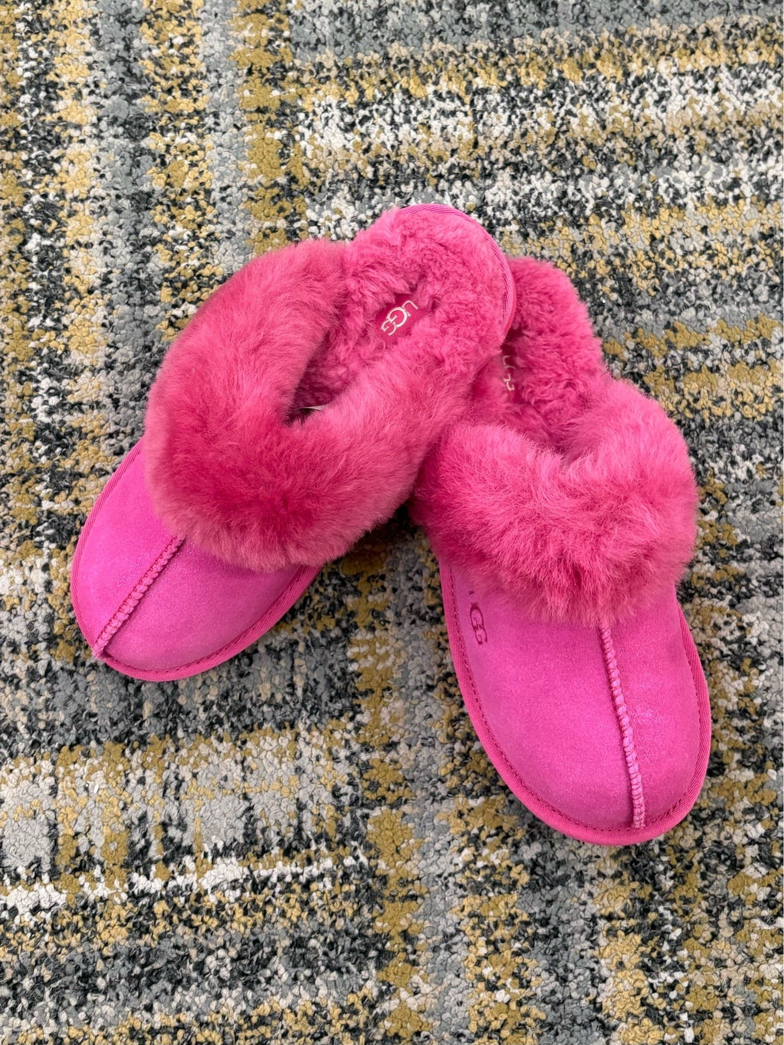 The cutest kids pink UGG slippers under $50!

#LTKSaleAlert #LTKKids #LTKmomlife