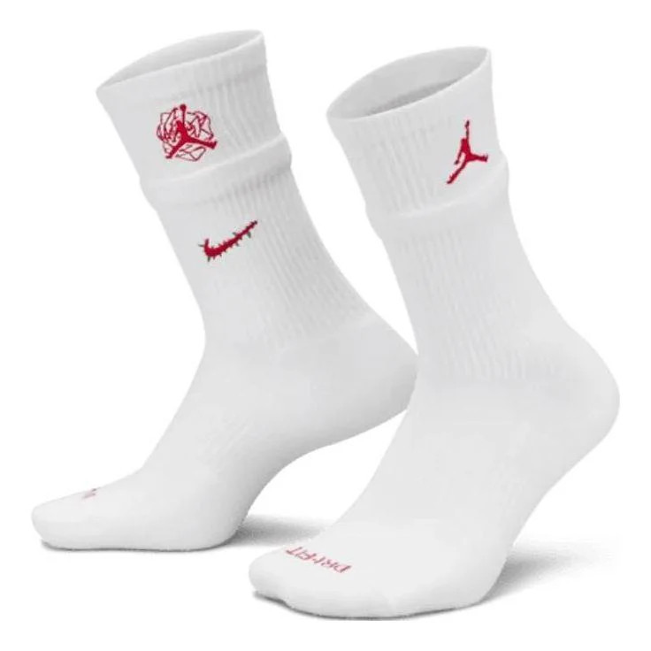 Air Jordan x Teyana Taylor Cushioned Crew Socks 'White Red' FJ5940-100 | KICKS CREW