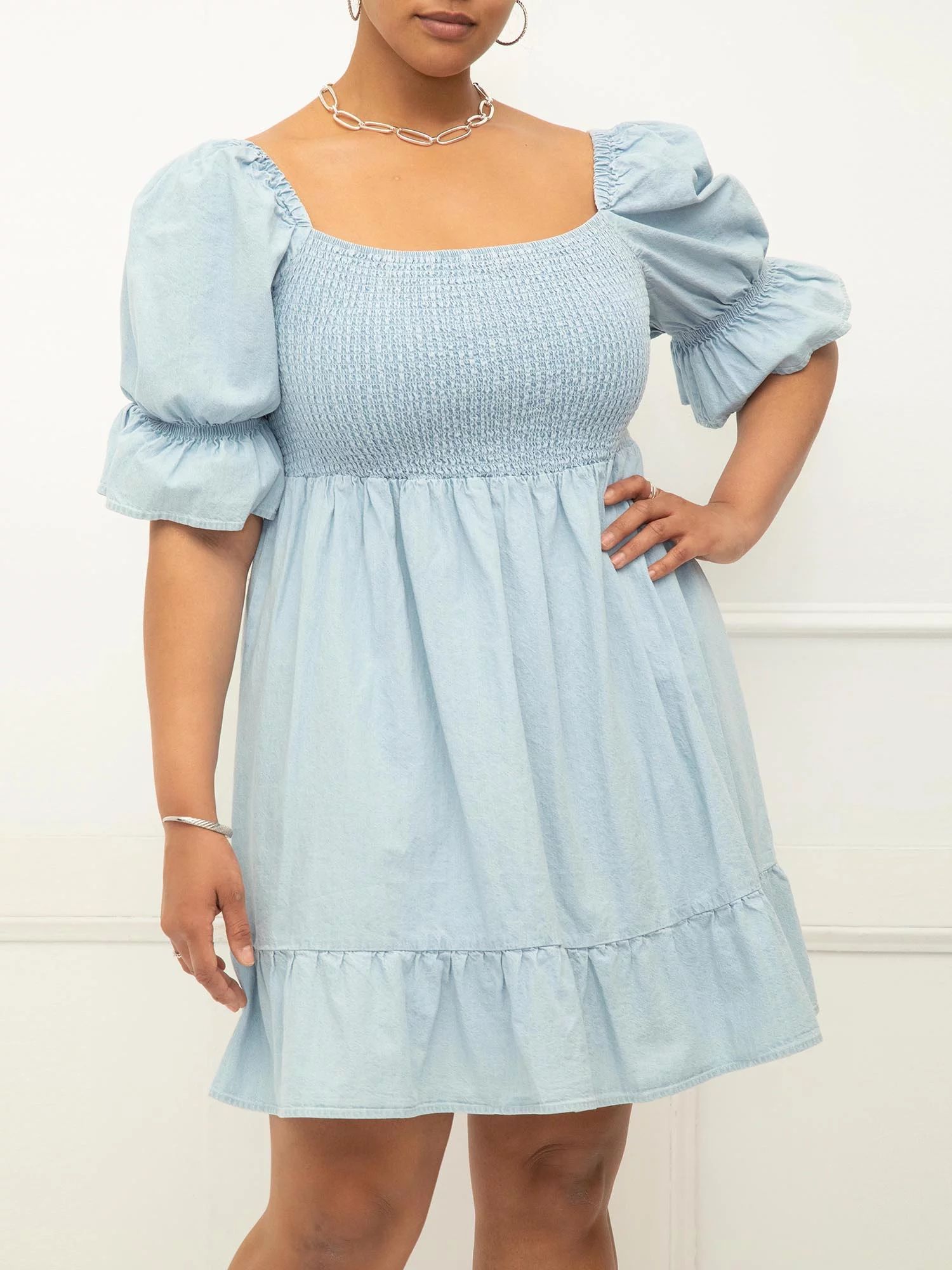 ELOQUII Elements Women's Plus Chambray Puff Sleeve Smocked Bodice Dress | Walmart (US)